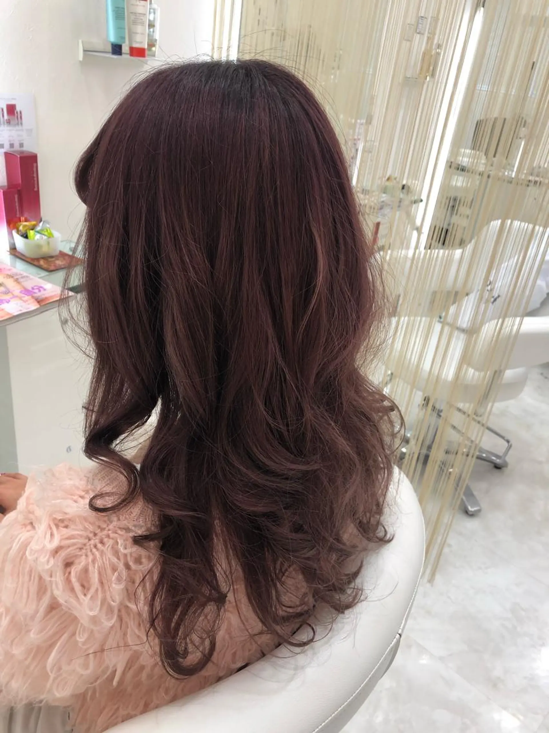 セミロング カラー ベージュカラー ピンクカラー ピンクベージュ hair Freak所属・佐藤 祥太のヘアスタイル