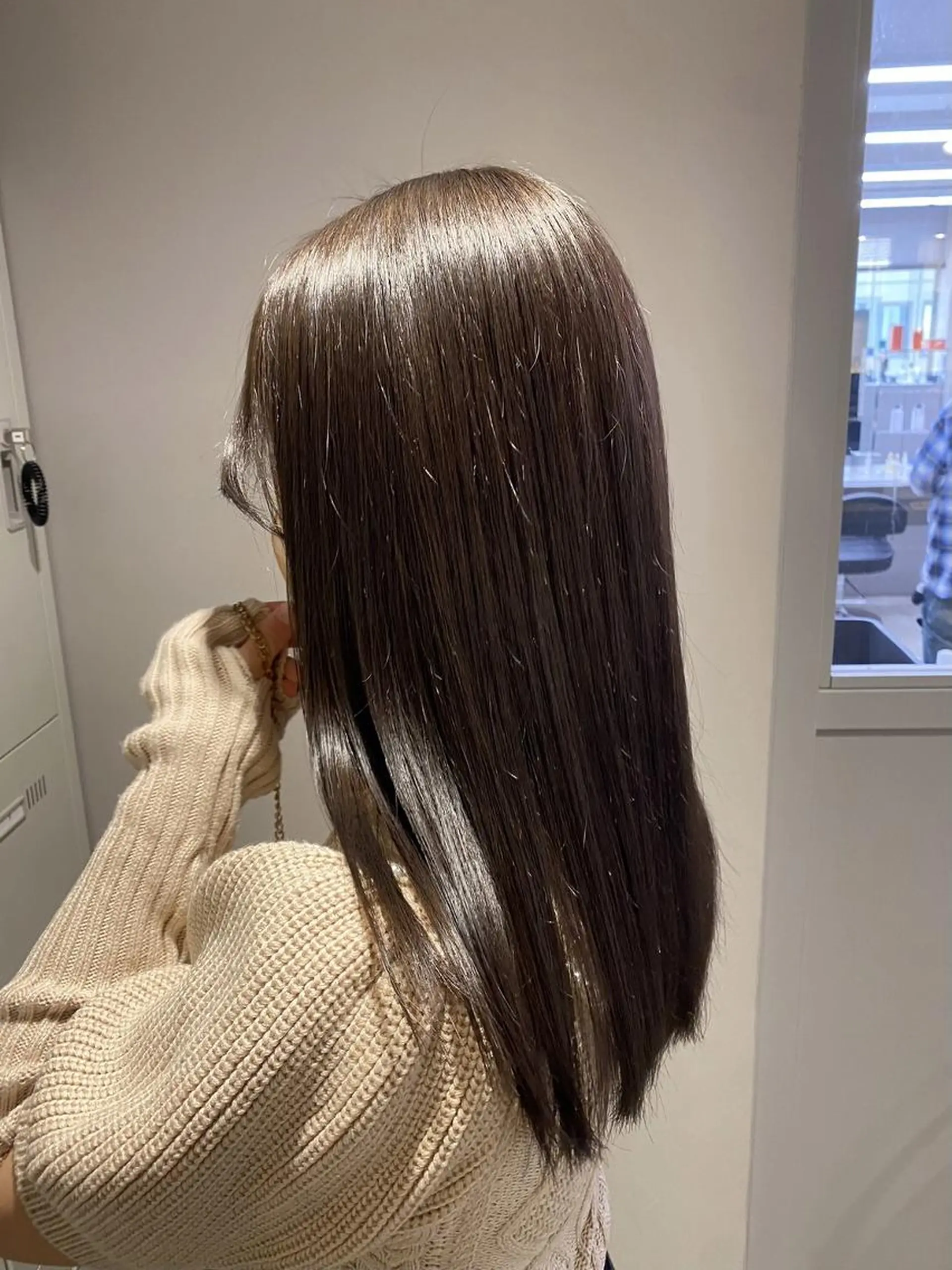 カラー 赤み消しベージュ🌿 トレンド美髪🌿福岡のヘアスタイル