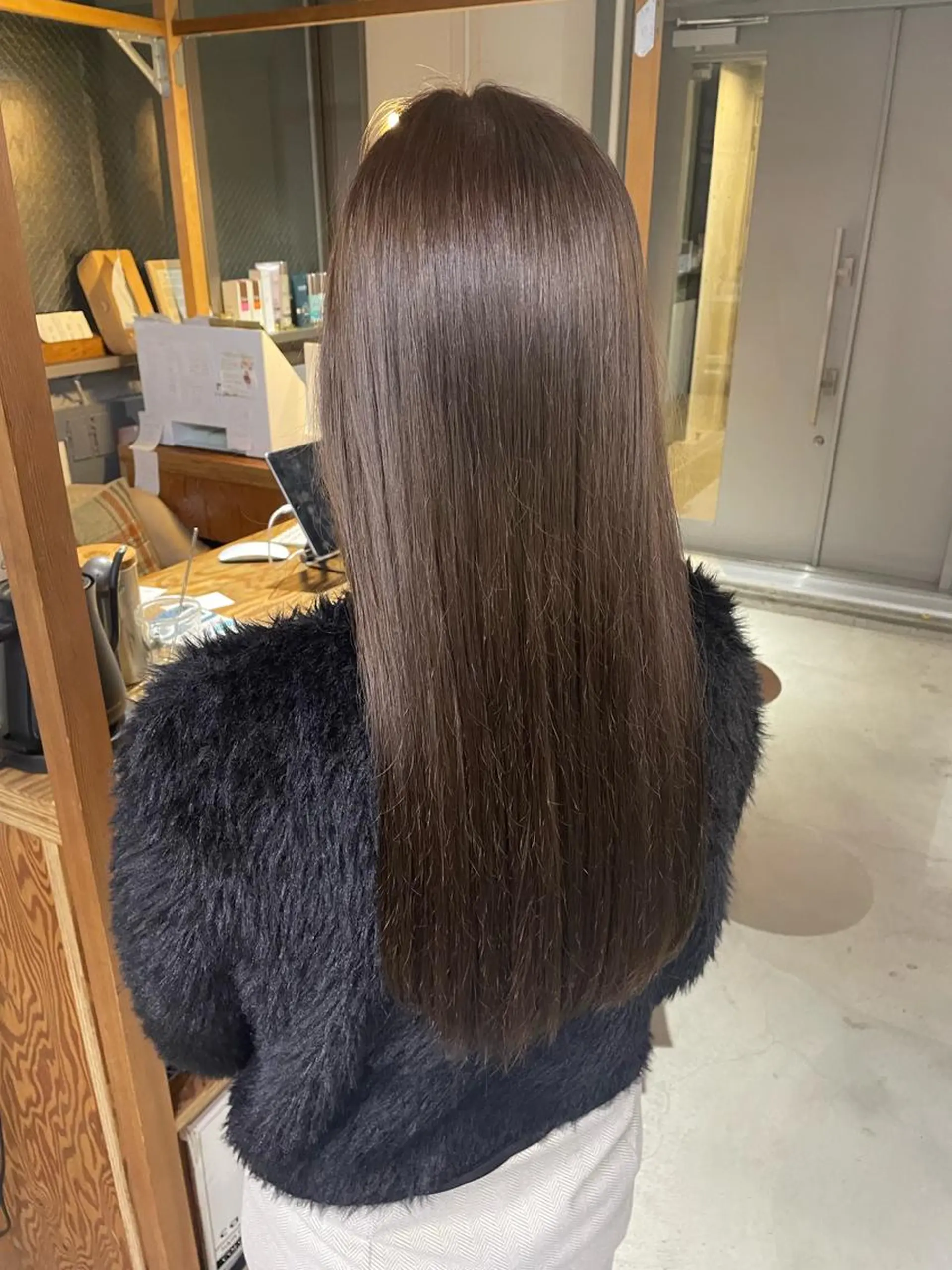 ロング カラー ヘアアレンジ ベージュカラー オリーブベージュ ヘアカラー 縮毛矯正 CEINE OUR ‪🍒なつきのヘアスタイル