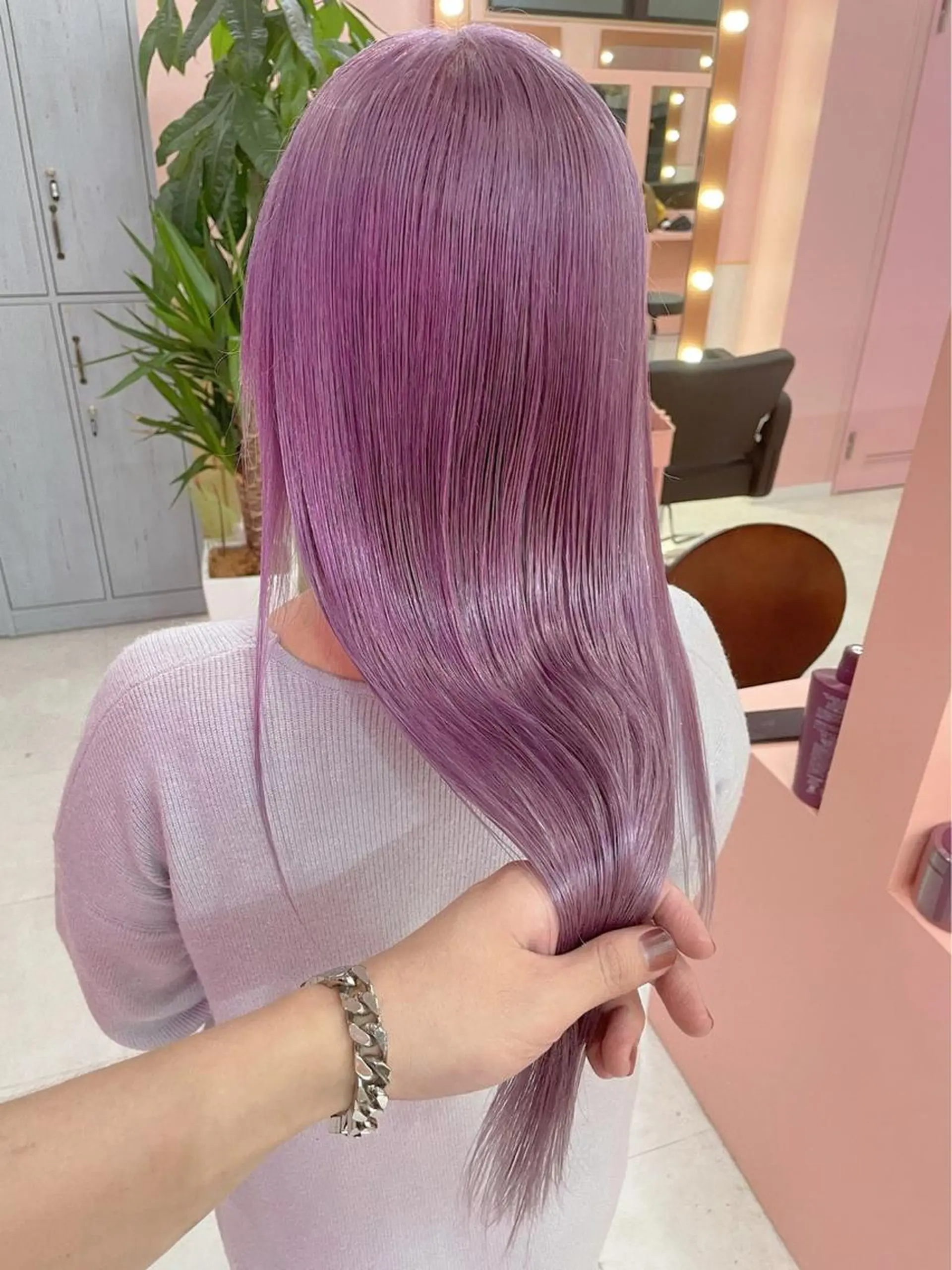 ロング ハイトーン×エクステ 💞くるみのヘアスタイル