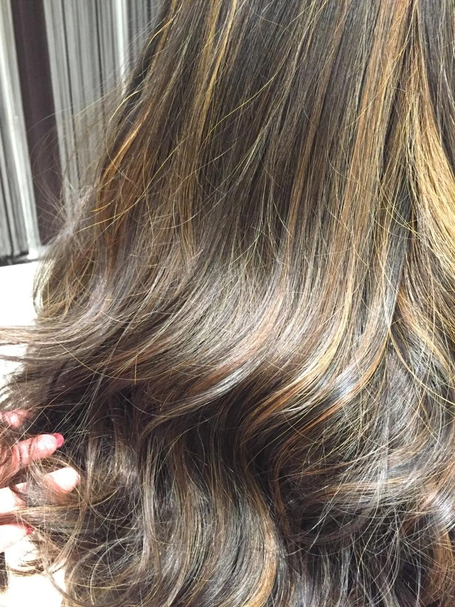 ロング カラー ハイライトカラー ハイライト カット ヘアカラー Earth岩槻店 YAGIのヘアスタイル