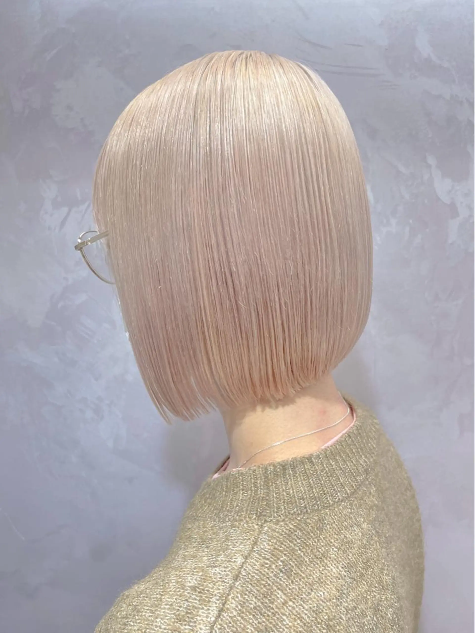 ミディアム カラー ヘアアレンジ メンズ ベージュカラー ピンクカラー ピンクベージュ ホワイトピンク ホワイトピンクベージュ カット ヘアカラー トリートメント ヘアセット 社内1メンズ担当✨ 毛流れパーマ鈴木瑛也のヘアスタイル
