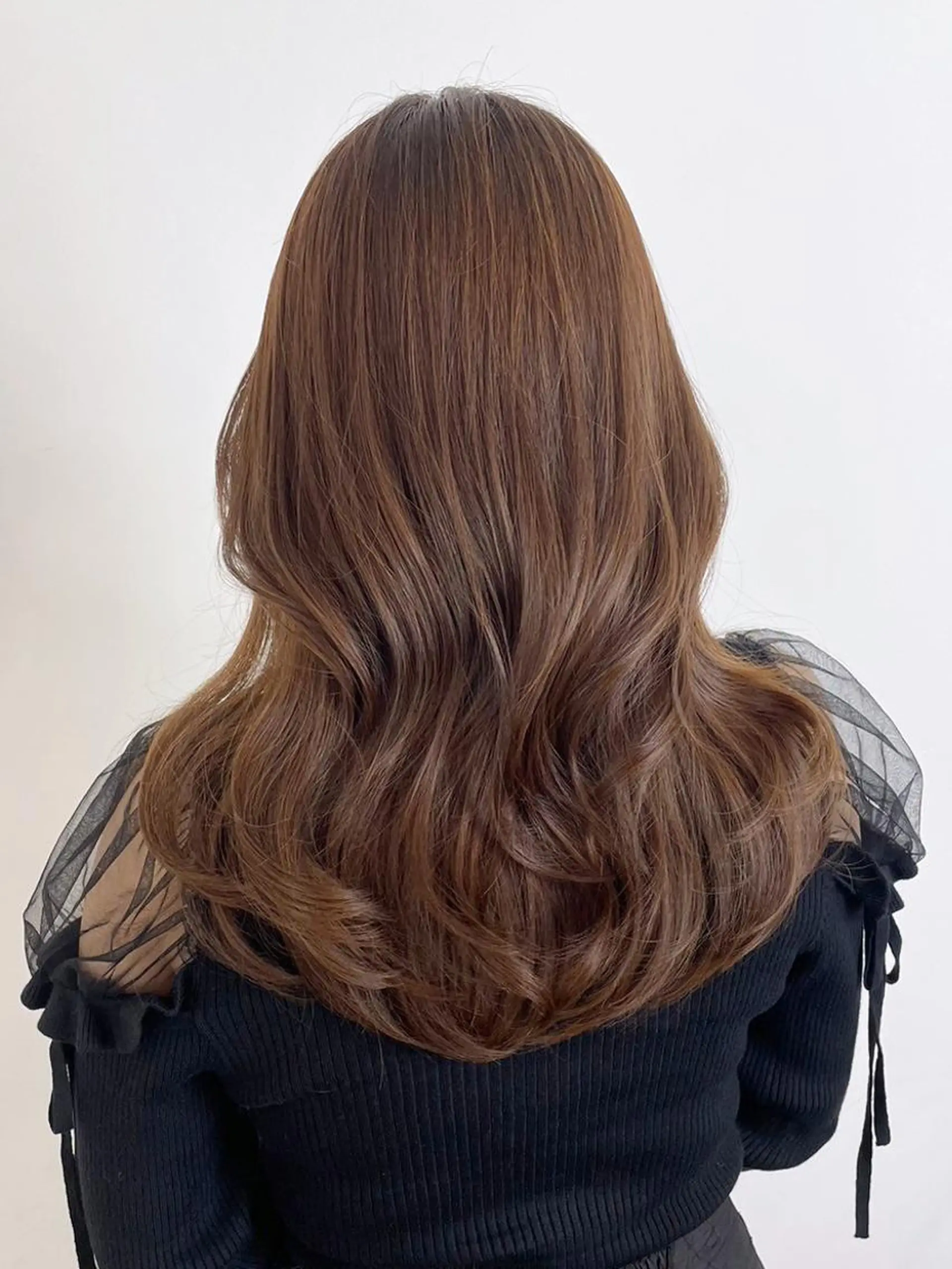 カラー セミロング ベージュカラー くびれヘア レイヤーカット カット ヘアカラー トリートメント ITby ALBUM 北千住店のヘアスタイル