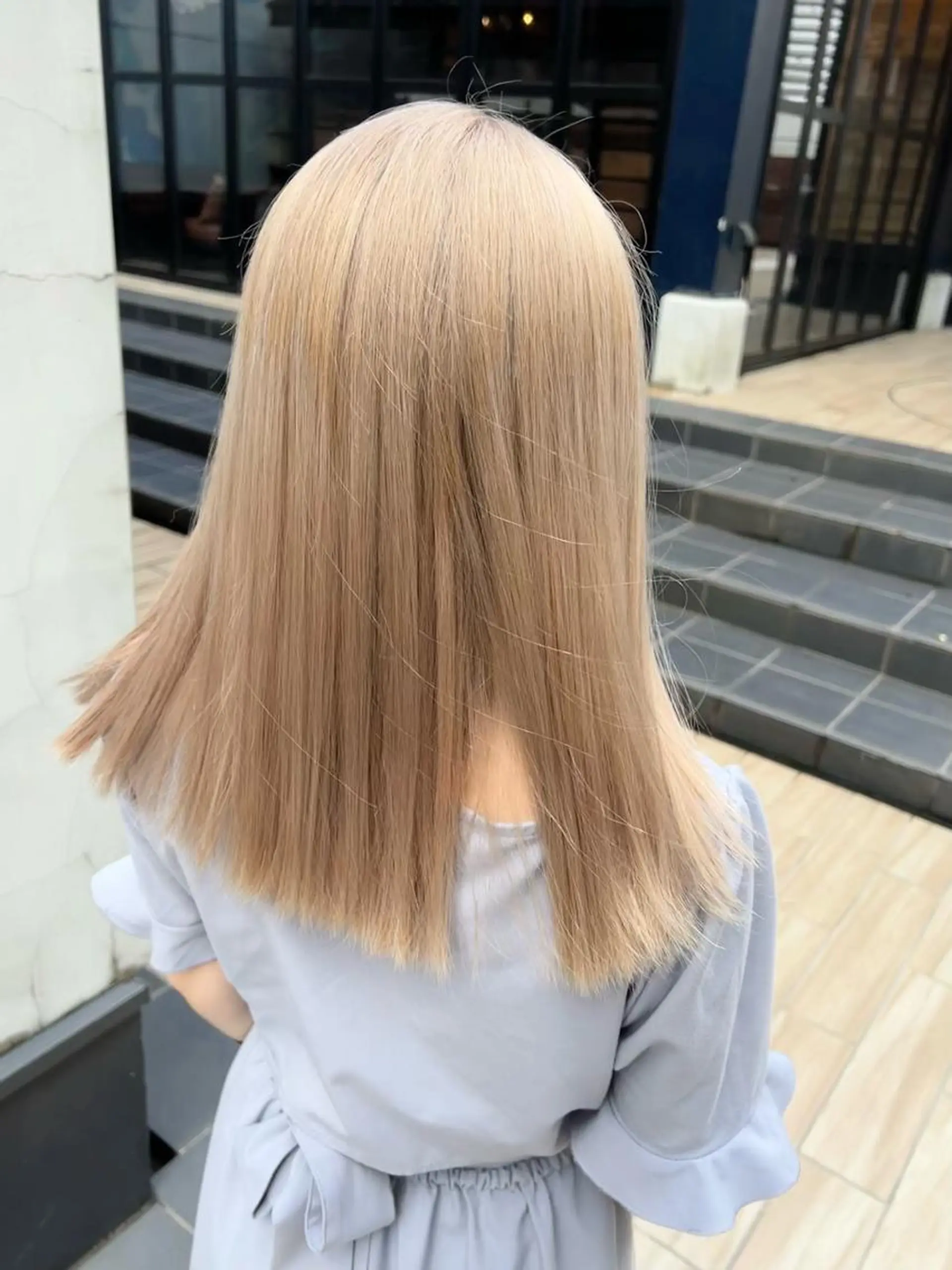 セミロング カラー カット ヘアカラー ally hairsalon所属・Emi .のヘアスタイル