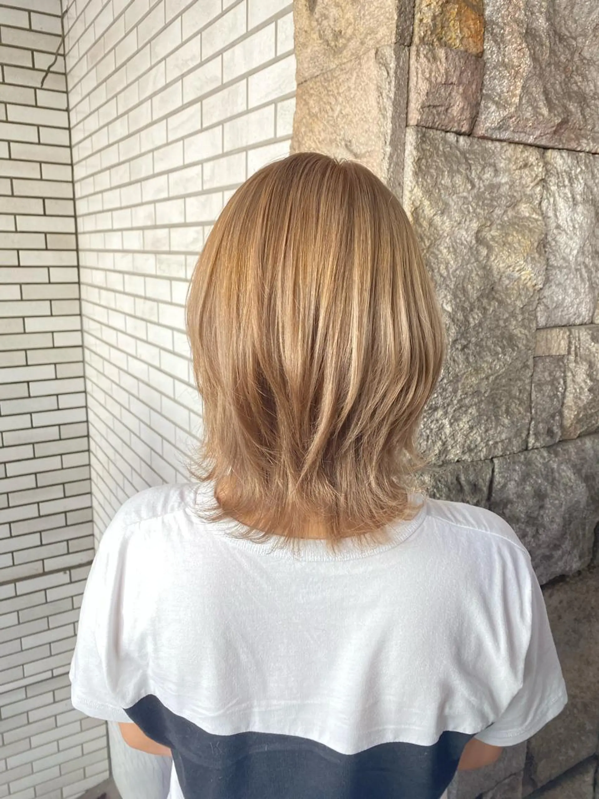 ショート カラー ブロンド ヘアカラー トリートメント 【PRIMAL】萩原 凌のヘアスタイル