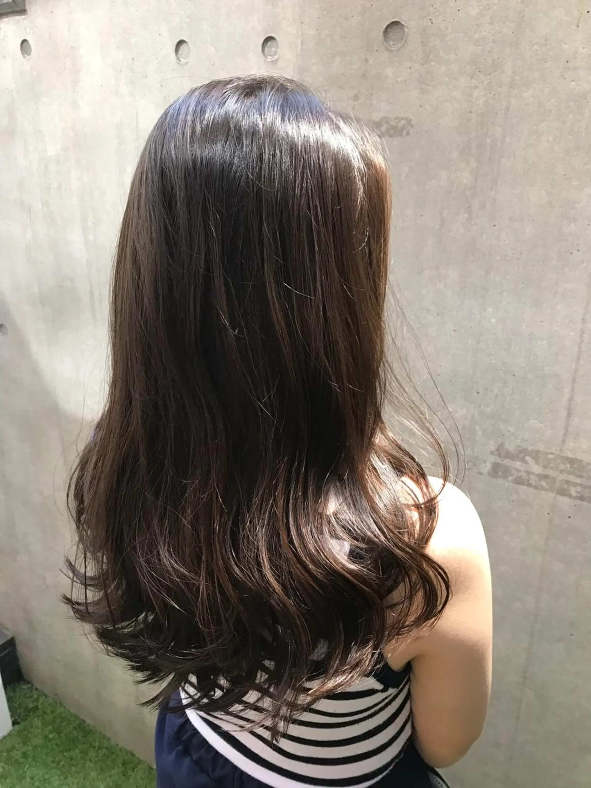 ロング カラー 透明感カラー トリートメント oshare tom (スタイリスト)所属・人気🌻《髪質改善》 平井 綾乃のヘアスタイル