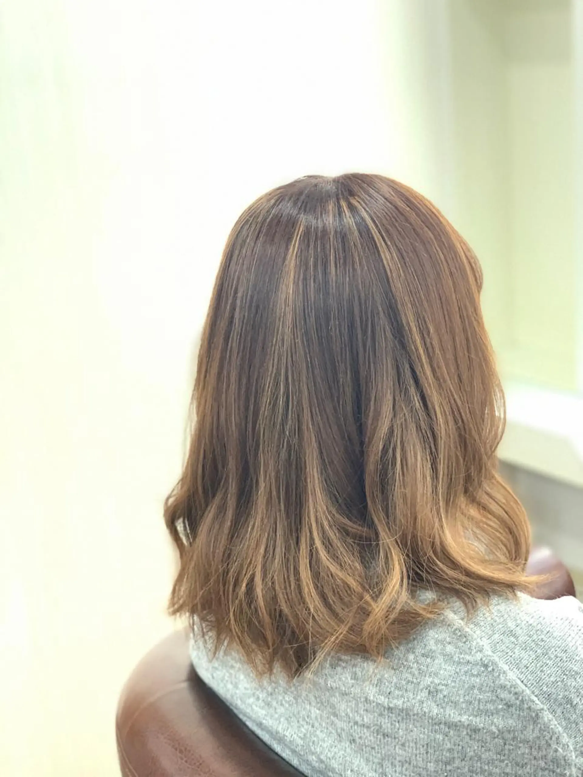 ミディアム カラー 🐥こ ま🐥のヘアスタイル