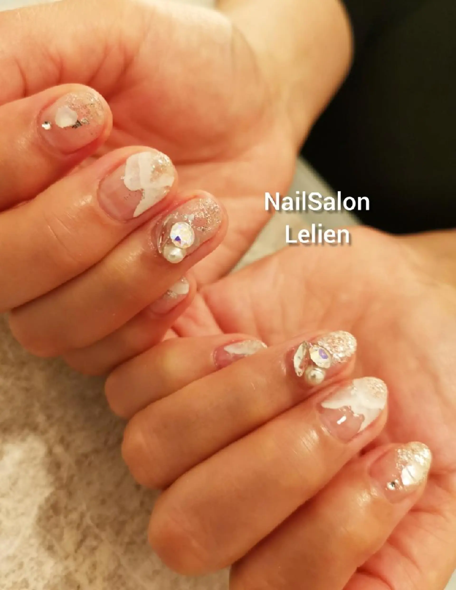 ネイル シルバー ストーンネイル 人気エリア💖完全個室【ルリエ】所属・ネイルサロン Lelienルリエのネイルデザイン