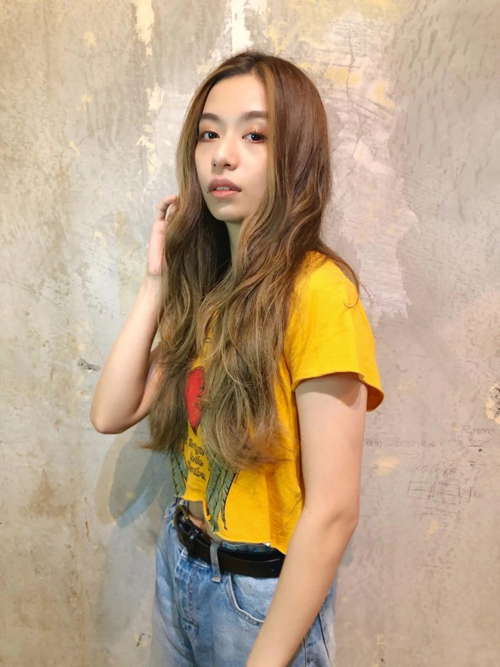 ロング カラー ハイライトカラー ハイライト ヘアカラー エクステ指名No.1 【店長】橘田のヘアスタイル