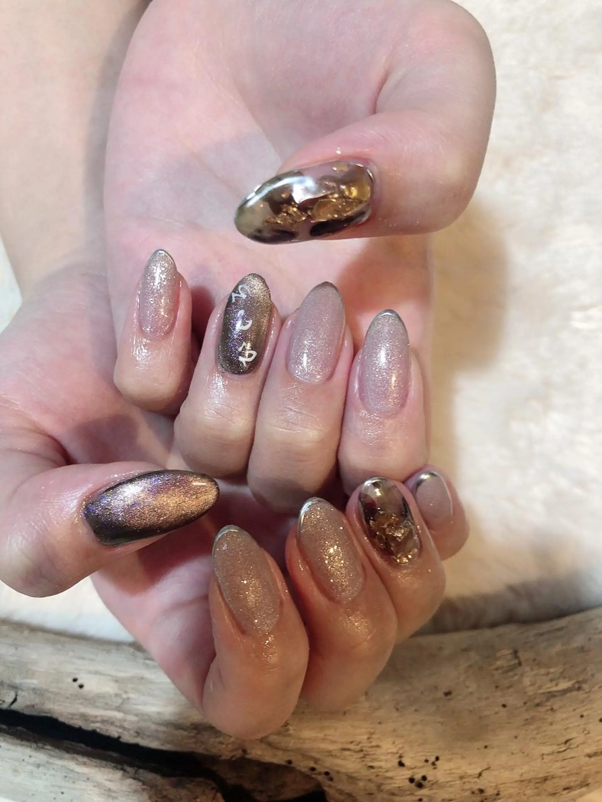 ネイル マグネットネイル YAS 青柳 安代のネイルデザイン