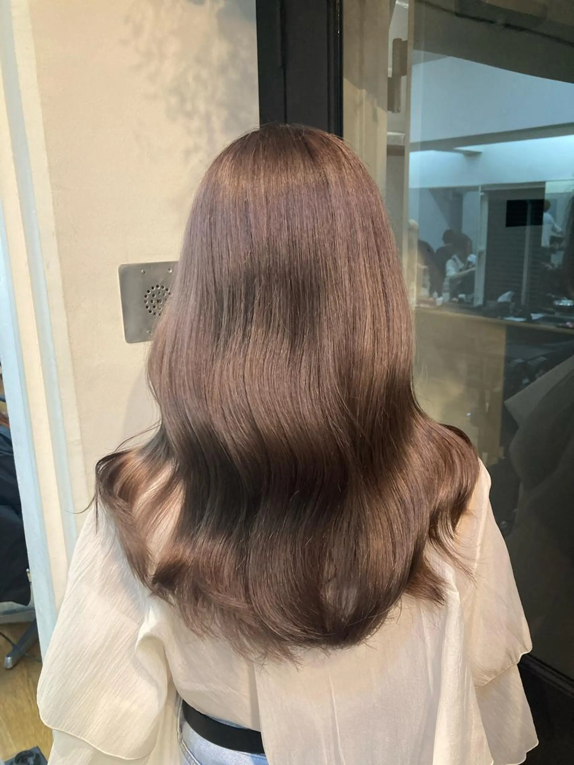 ロング カット ヘアカラー Airi 韓国🫧 レイヤーカットのヘアスタイル