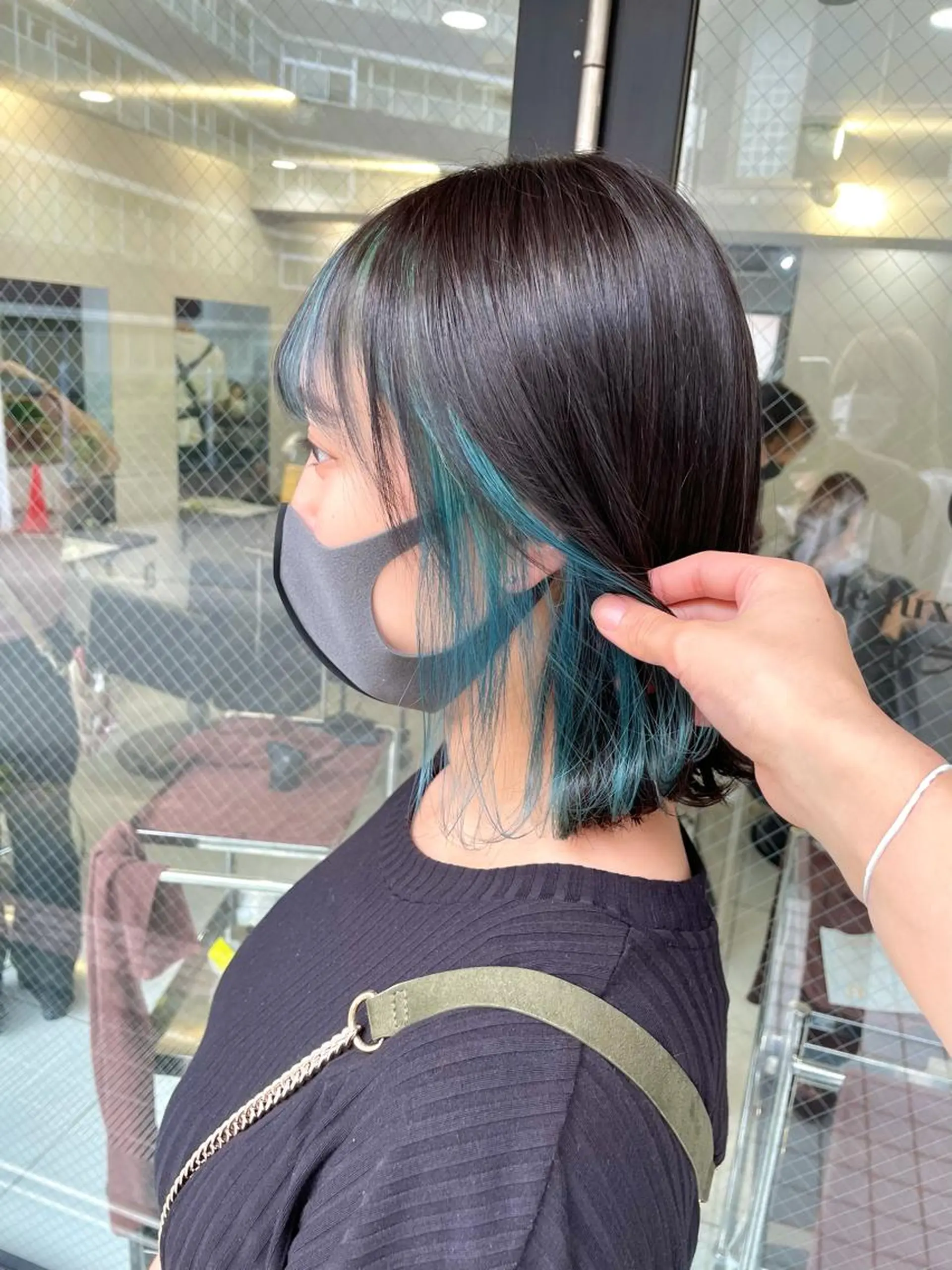 ミディアム カラー カット ヘアカラー トリートメント 横山 奈央のヘアスタイル