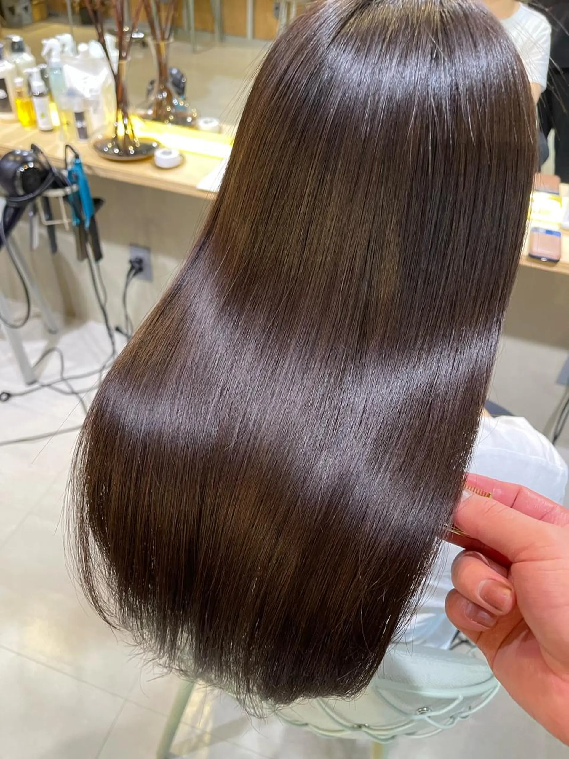 セミロング トリートメント 髪質改善＆艶髪美髪エステ専門店　Lyrae～リラエ～所属・西梅田🌿髪質改善 井手　浩太朗のヘアスタイル