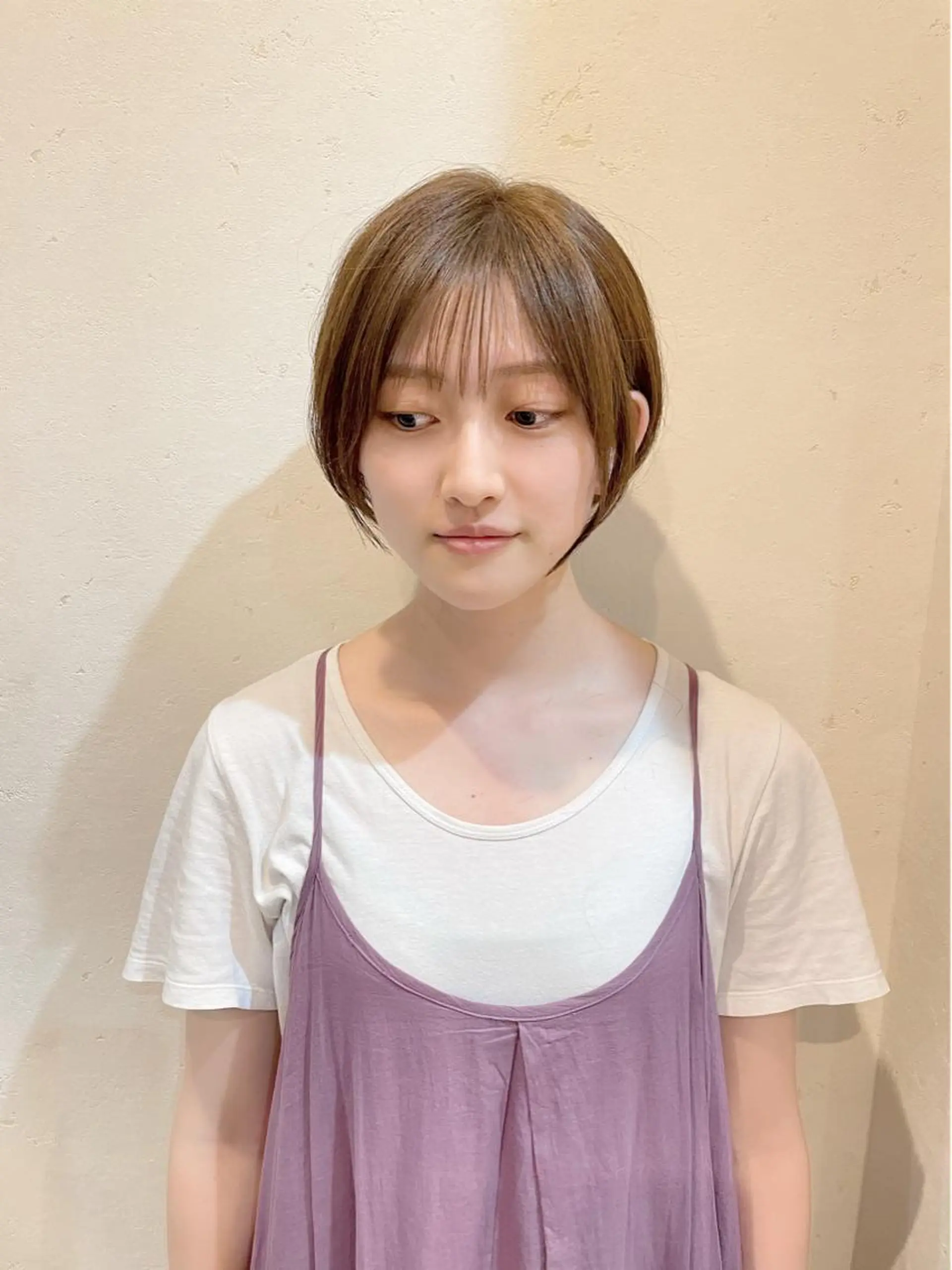 ショート 丸みショート ボブ 髪質改善 韓国風ヘア シースルーバング カット ヘアカラー トリートメント 🌹ハッシュカット、 レイヤー韓国ヘア🌹のヘアスタイル