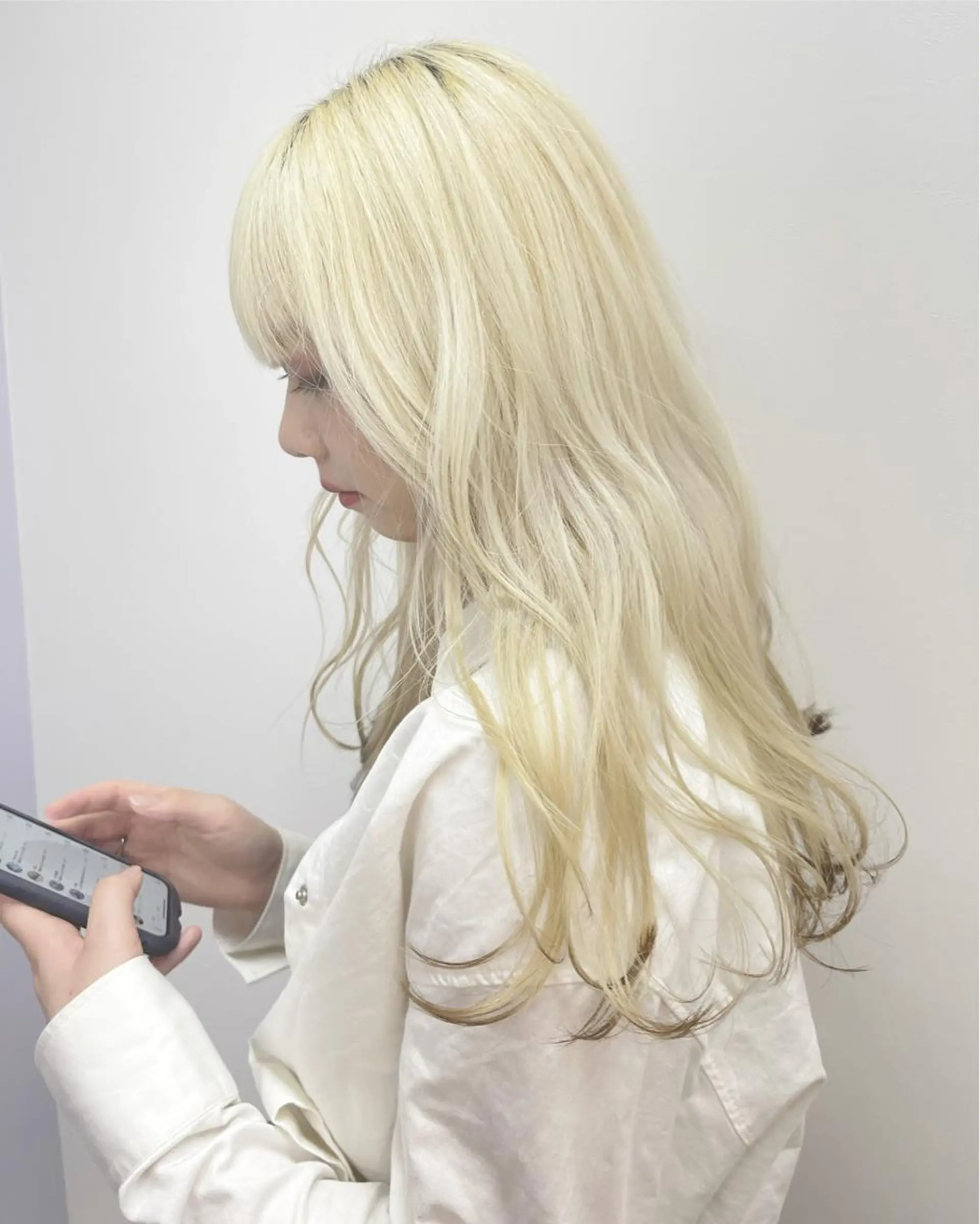 ロング カラー ハイトーンカラー 剣持友希/高崎 /ディレクターのヘアスタイル