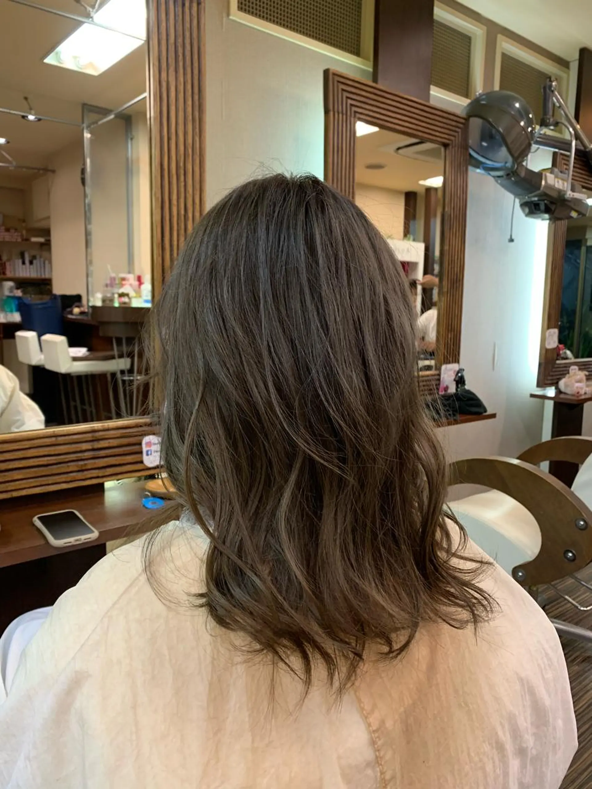 セミロング 美容室soi所属・石田 凱土のヘアスタイル