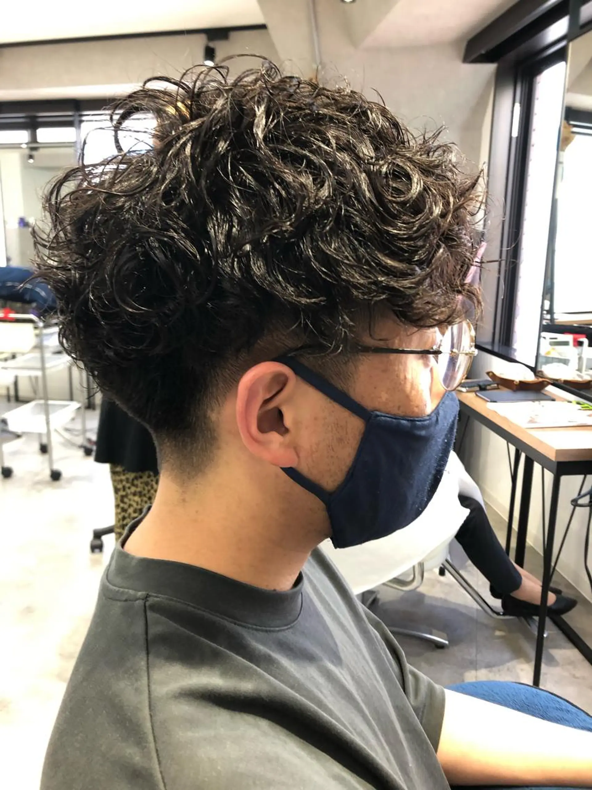 メンズ カット パーマ トリートメント Noy所属・Noyヨシモト ヒロトのヘアスタイル