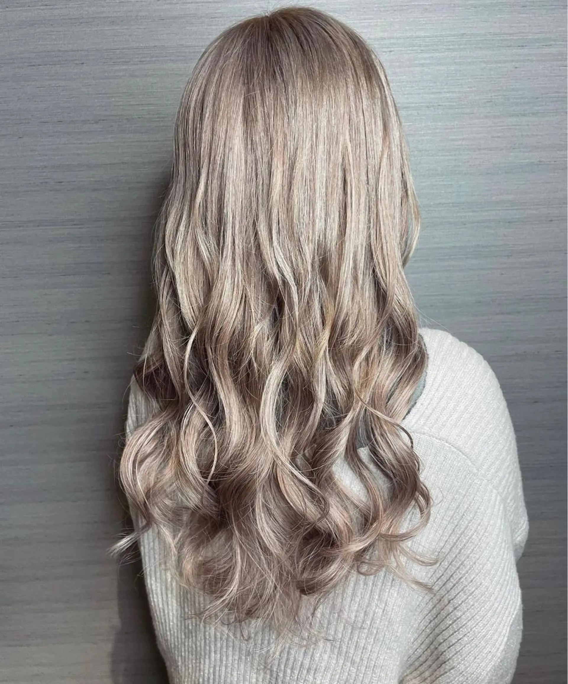 エクステ 韓国ヘア×ハイトーン AYA💫のヘアスタイル