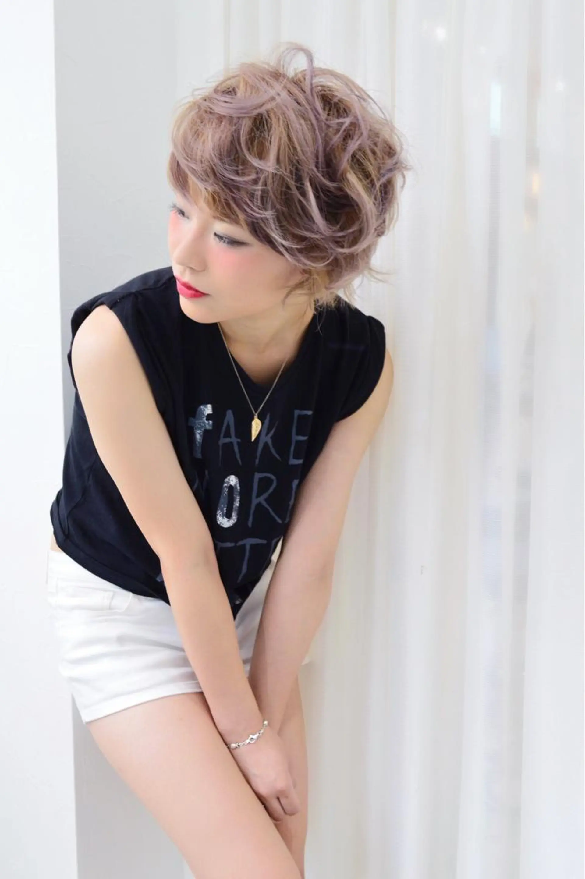 ショート WHOLE所属・花井 啓好のヘアスタイル