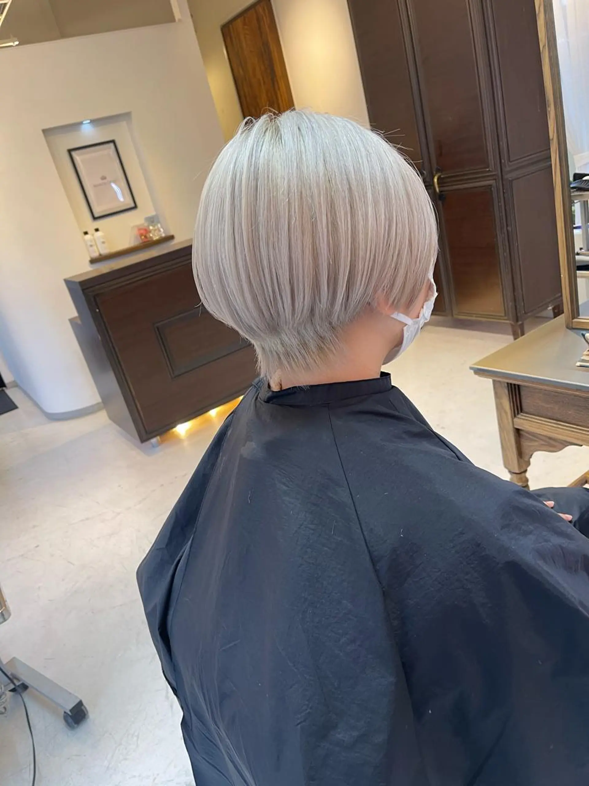 ショート カラー カット ヘアカラー トリートメント MARDI GRAS 蘭丸のヘアスタイル