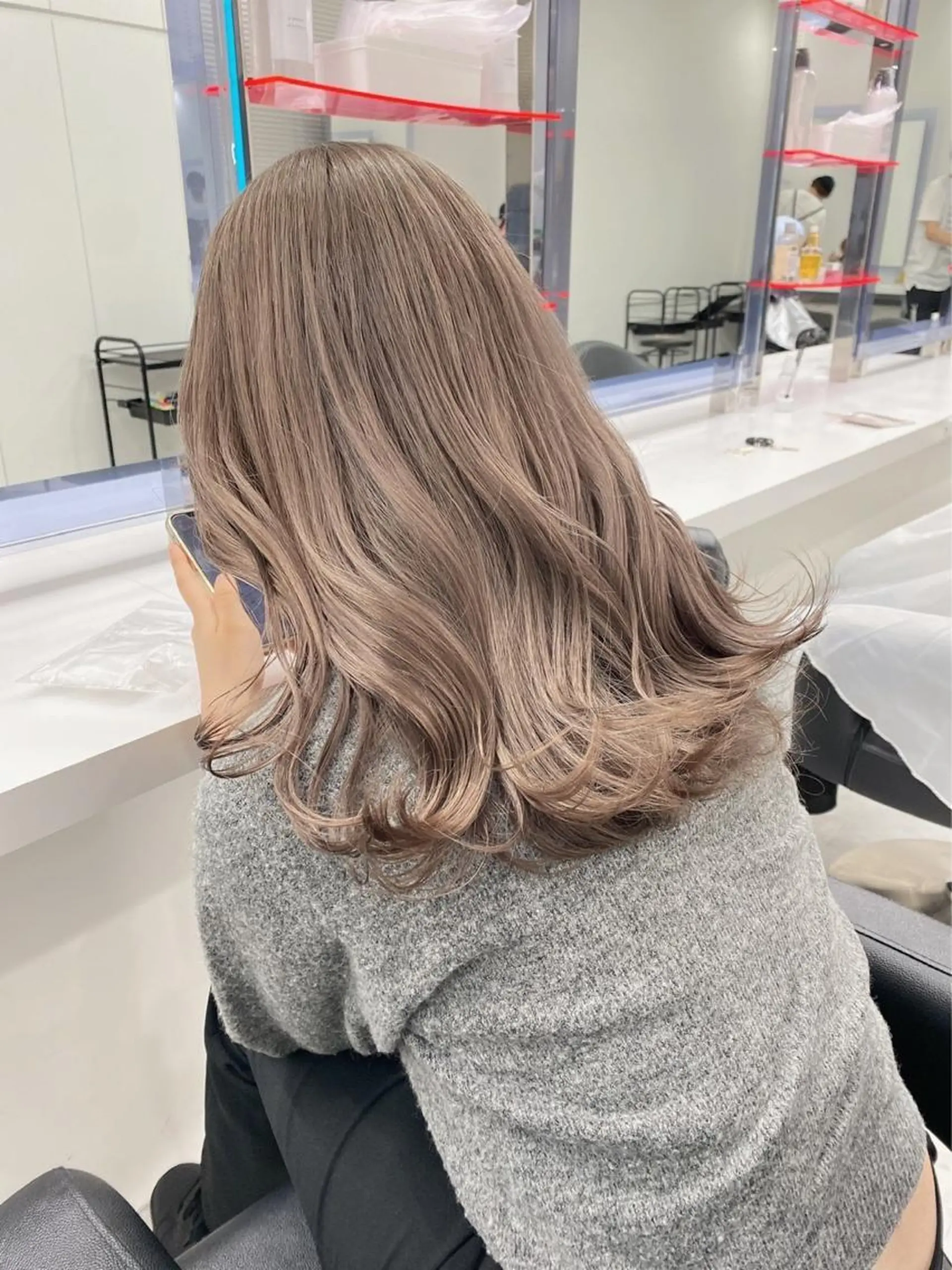 セミロング ヘアカラー トリートメント トレンドモテカラー 🩷色落ちまで可愛くのヘアスタイル