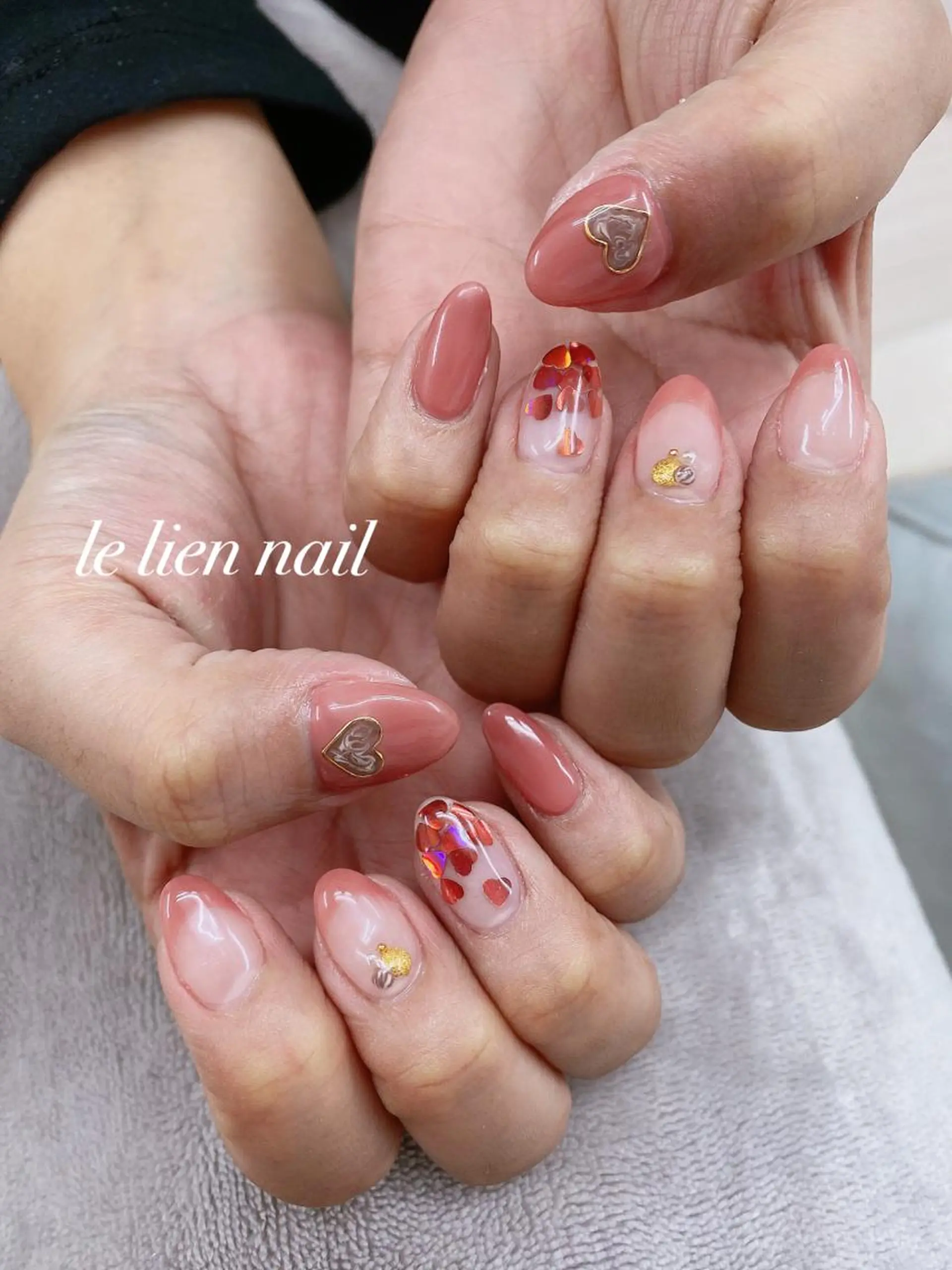 ネイル アートネイル フレンチネイル ハート ホログラムネイル バレンタイン ハンドネイル le lien nailのネイルデザイン