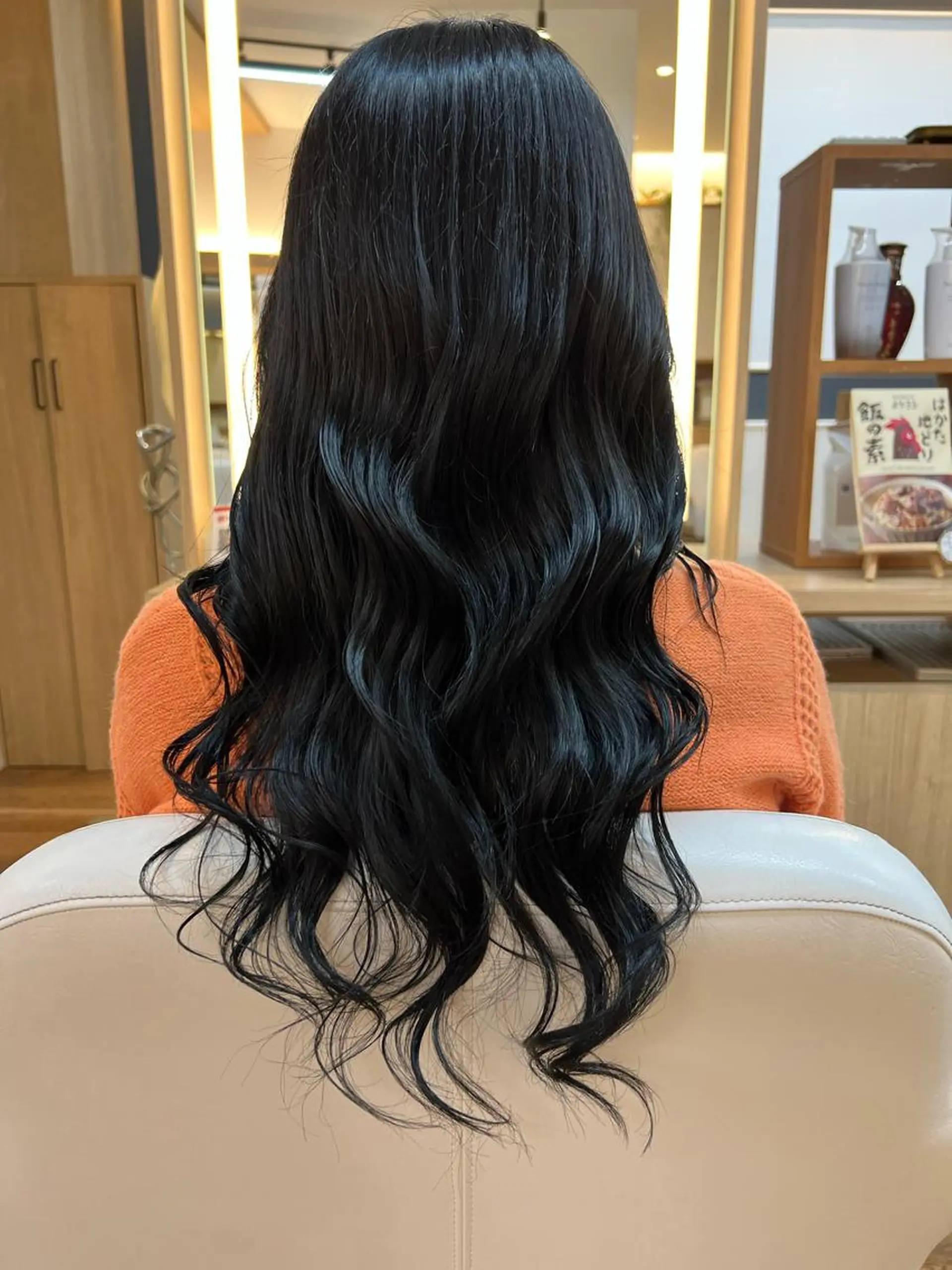 ロング カラー 黒髪 ブルーカラー ブルーブラック ✂︎HITOMI ✂︎のヘアスタイル