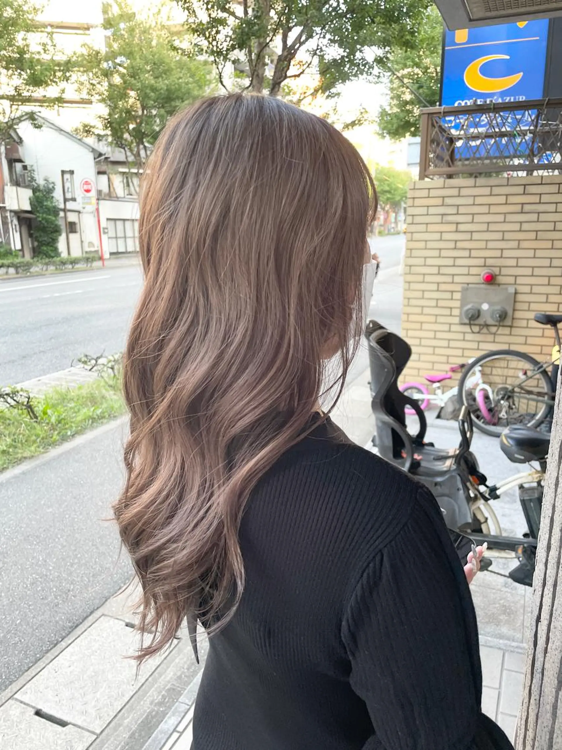 ロング カラー グレージュ ミルクティーグレージュ ヘアカラー トリートメント 城　健太郎 💎ハイトーンのヘアスタイル