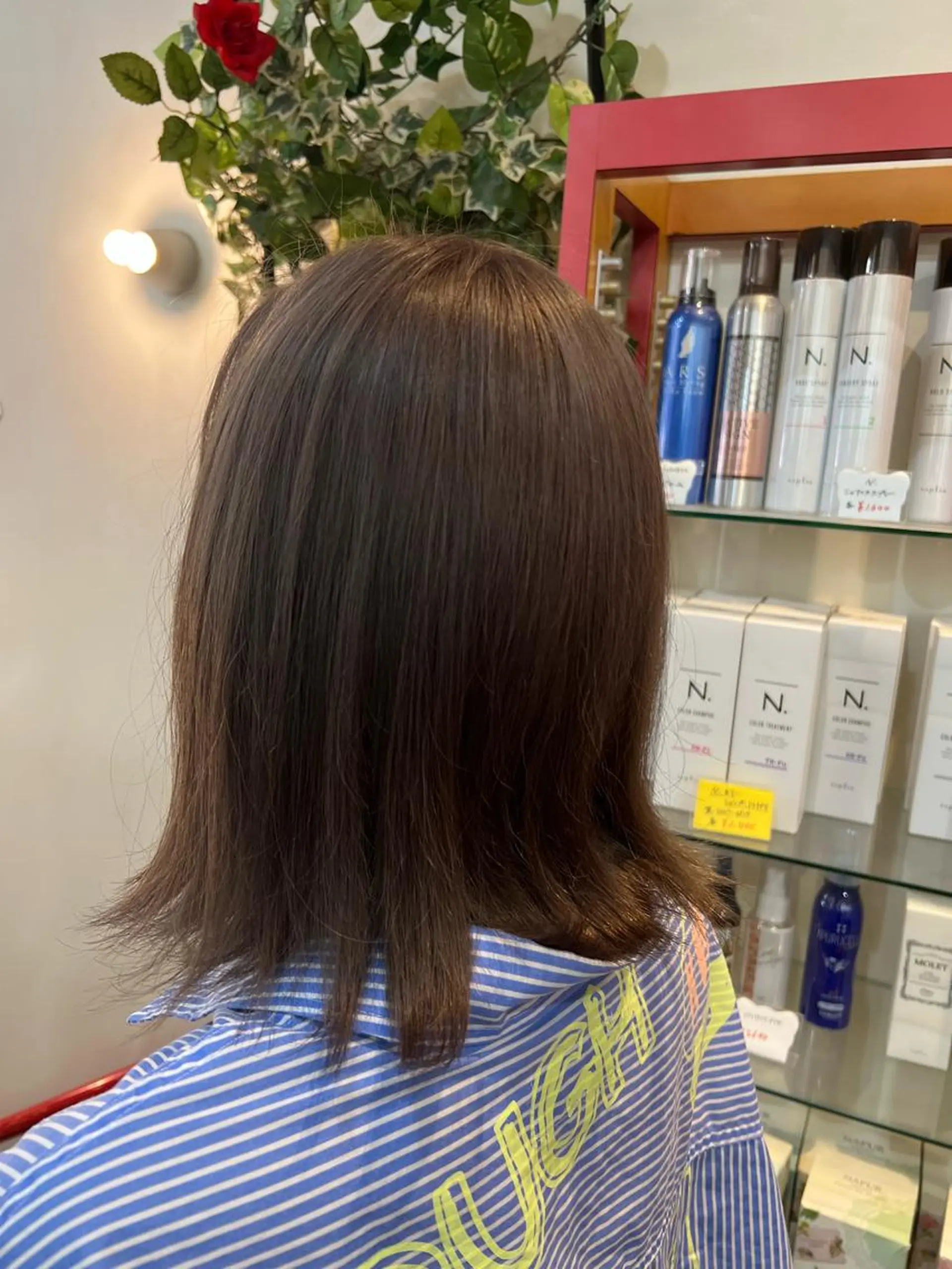 カラー アッシュ ベージュカラー ブリーチ ヘアカラー まさき✂︎ブリーチ／ デザインカラーのヘアスタイル