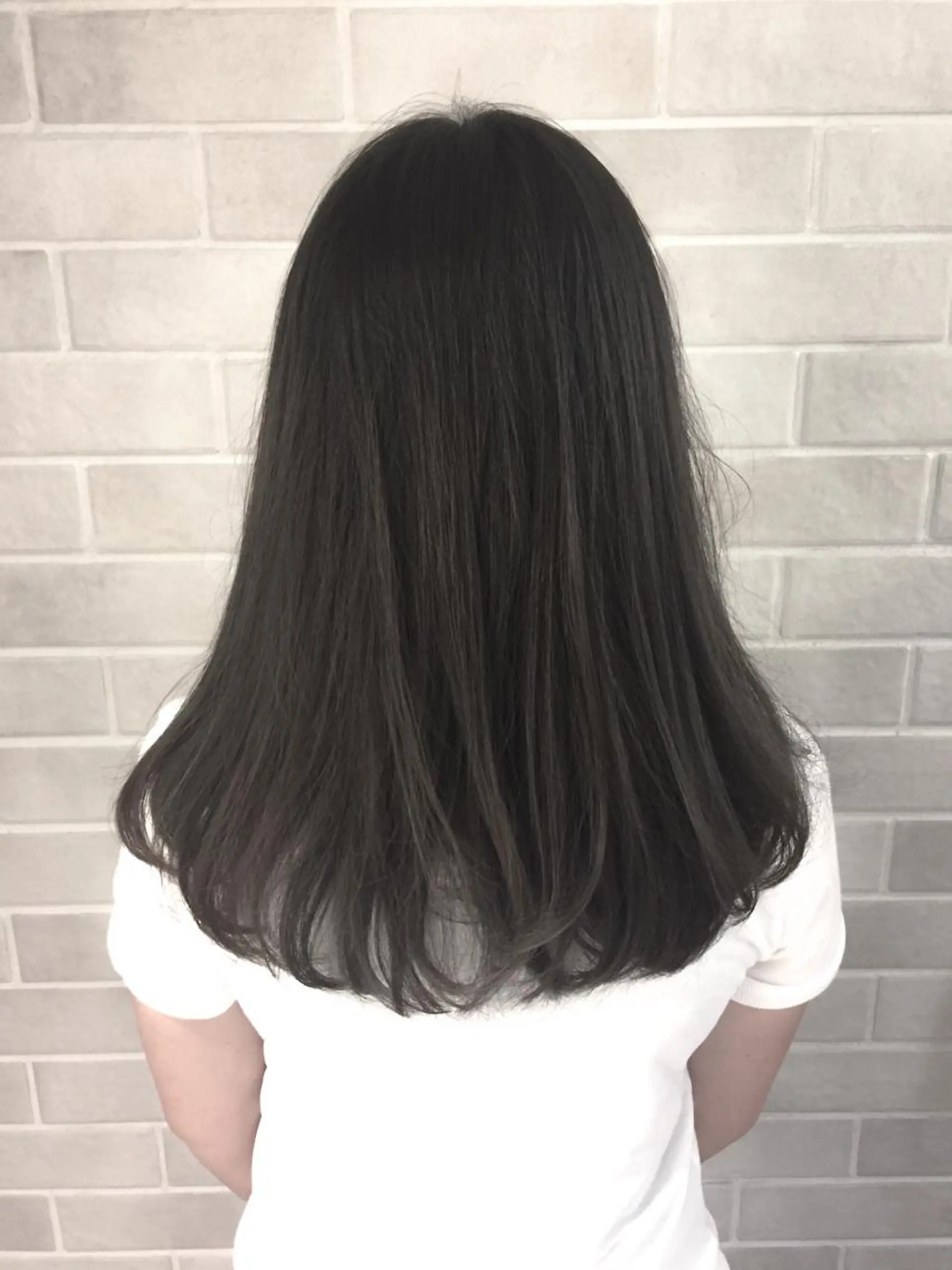 セミロング 韓国系ダブルカラー✨ ハイライト専門✨春日のヘアスタイル
