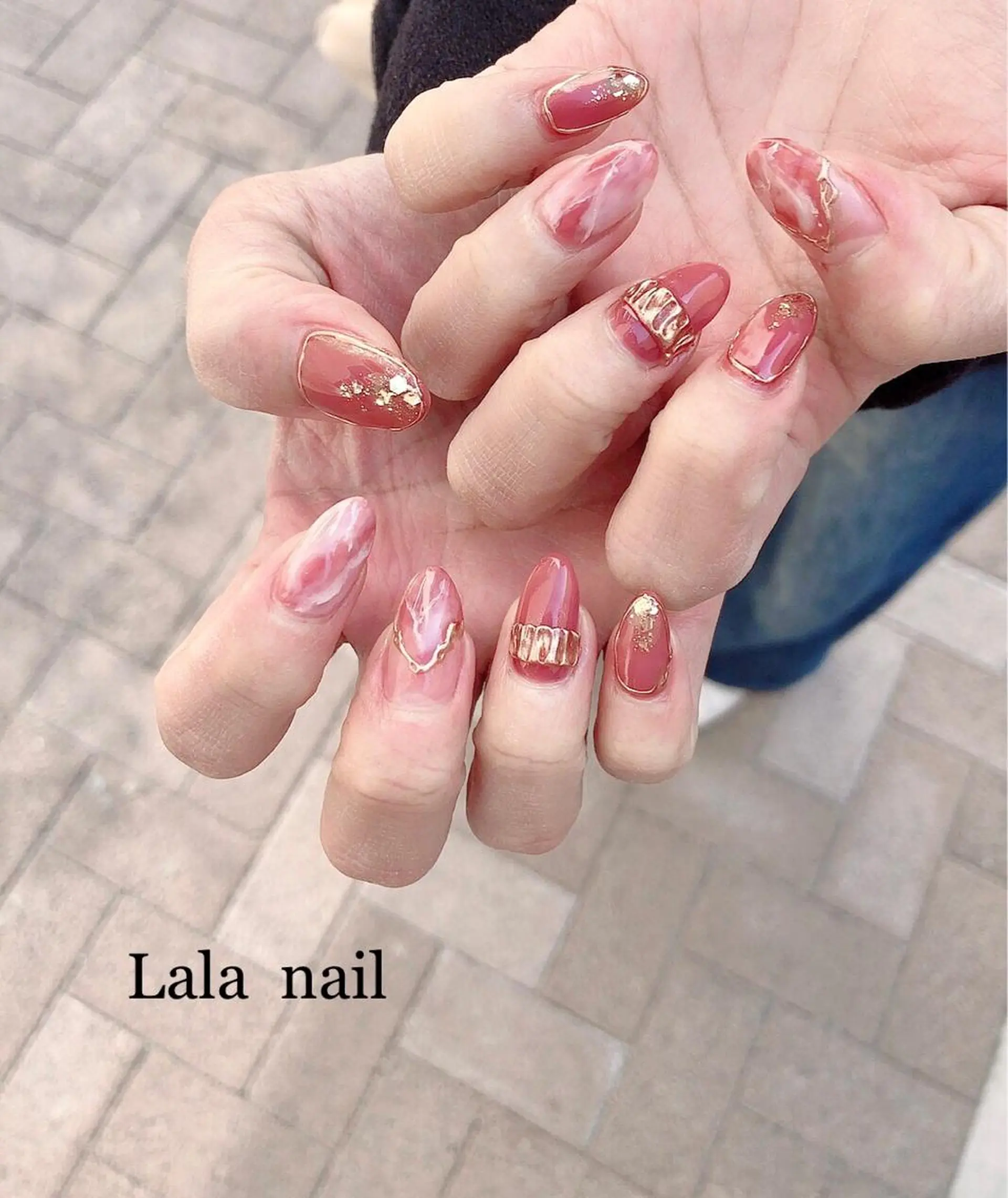 ネイル ミラーネイル ニュアンスネイル 春ネイル Lala nailのネイルデザイン