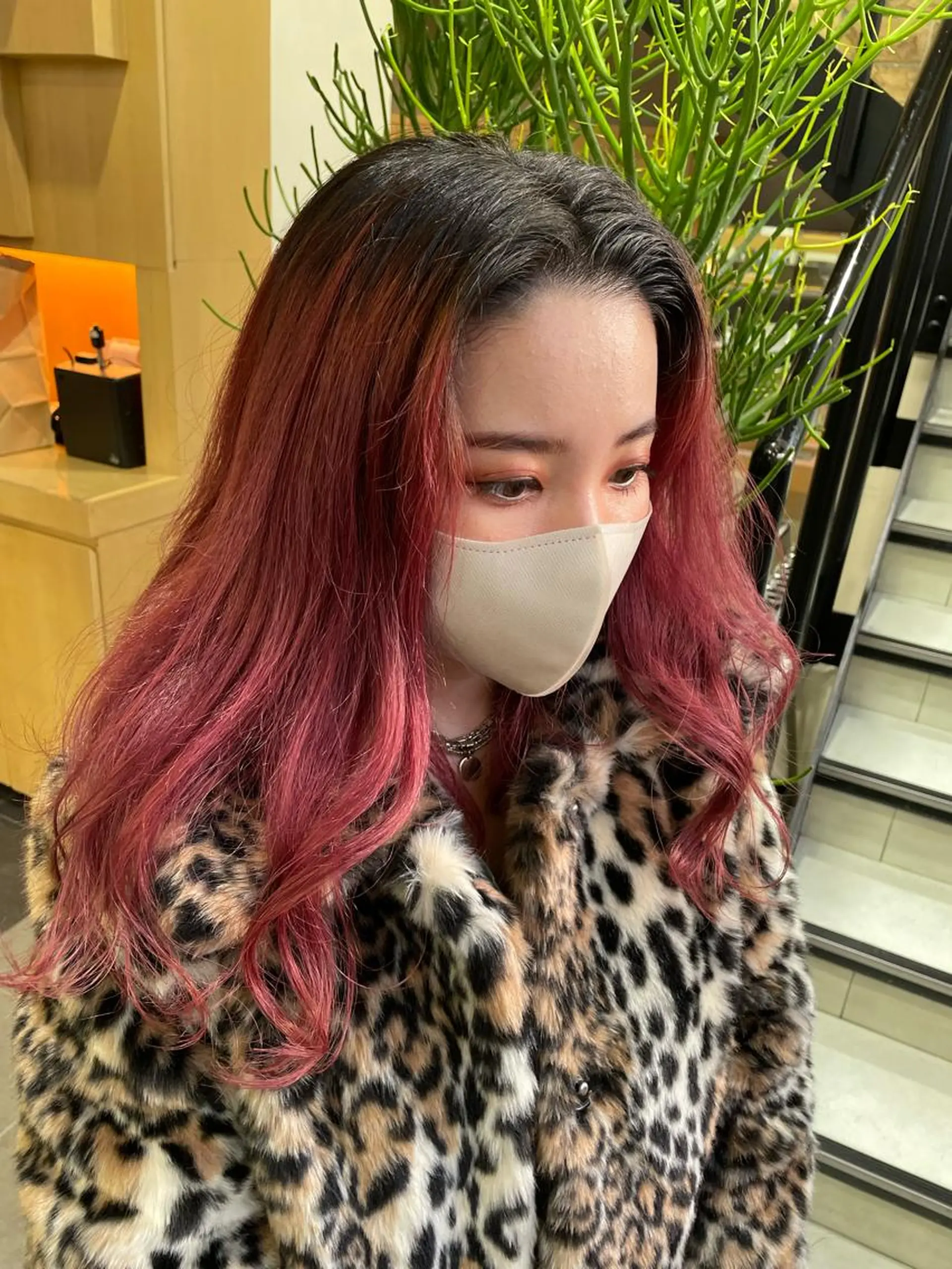 ロング ピンクブラウン 髪質改善/艶カラー 🪽萩原実那子のヘアスタイル