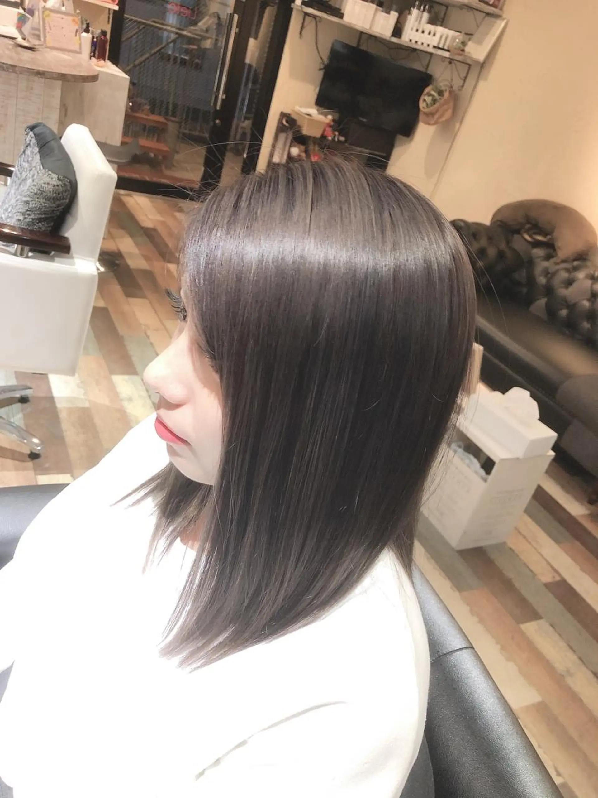 ロング カラー ベージュカラー ブリーチ ミルクティーベージュ ヘアカラー トリートメント 美容歴１８年以上🌈 山口のヘアスタイル