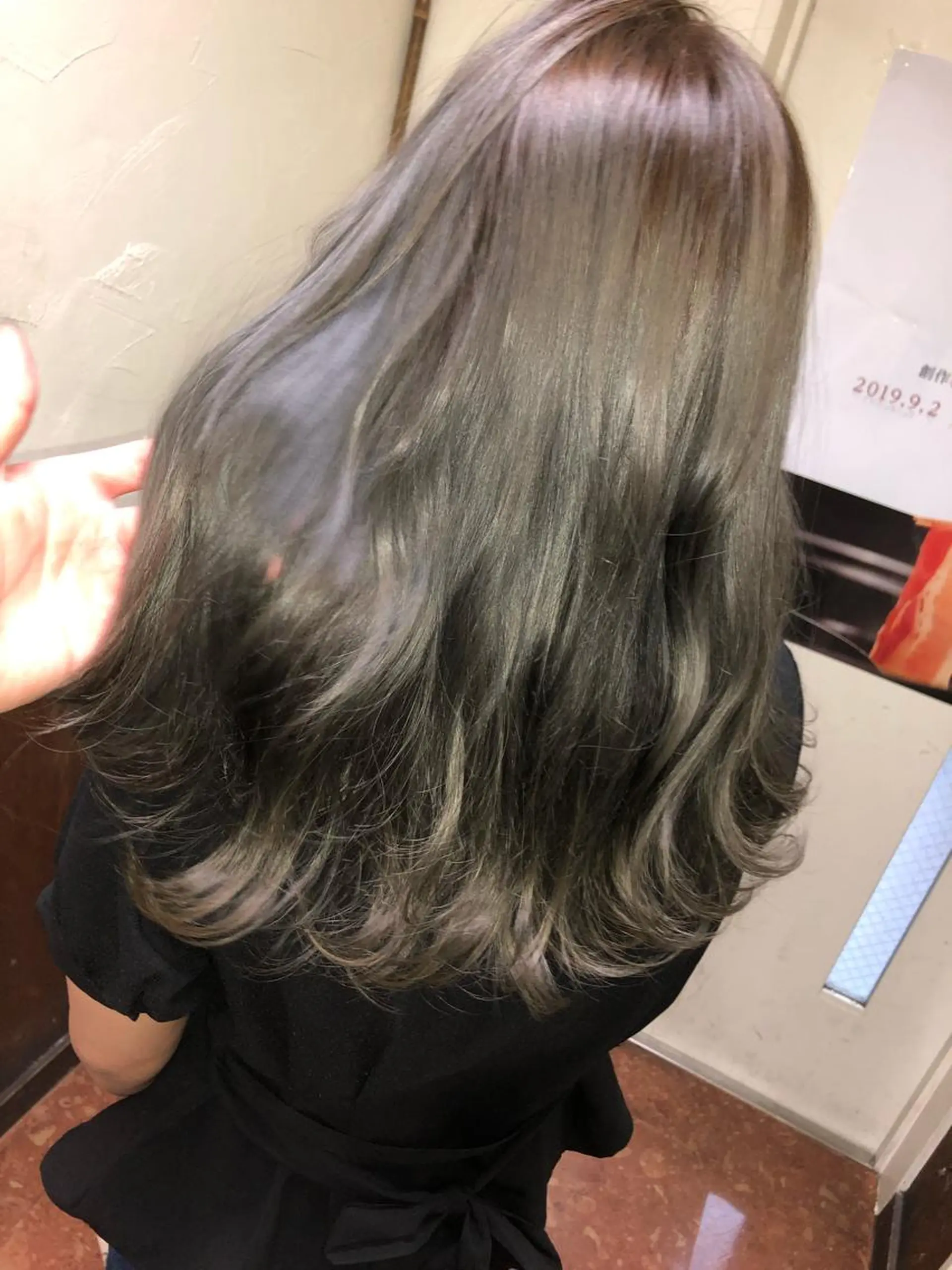 ロング カラー グレージュ ヘアカラー FERNA池袋所属・マンツーマン施術✂︎ 金田尚久🎨のヘアスタイル