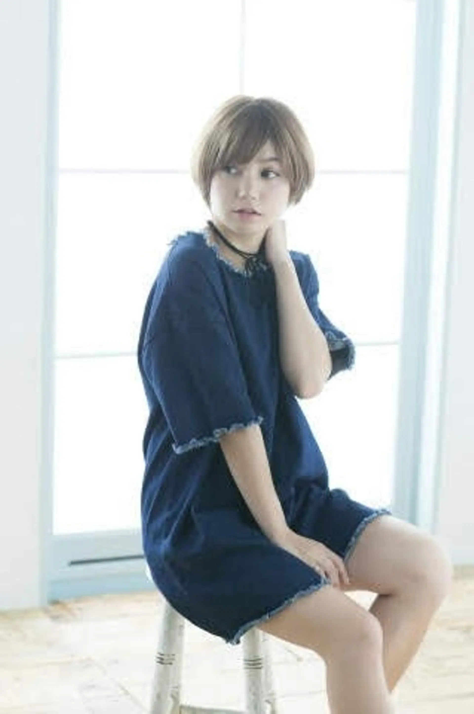 ショート alushe 岡 陽子のヘアスタイル
