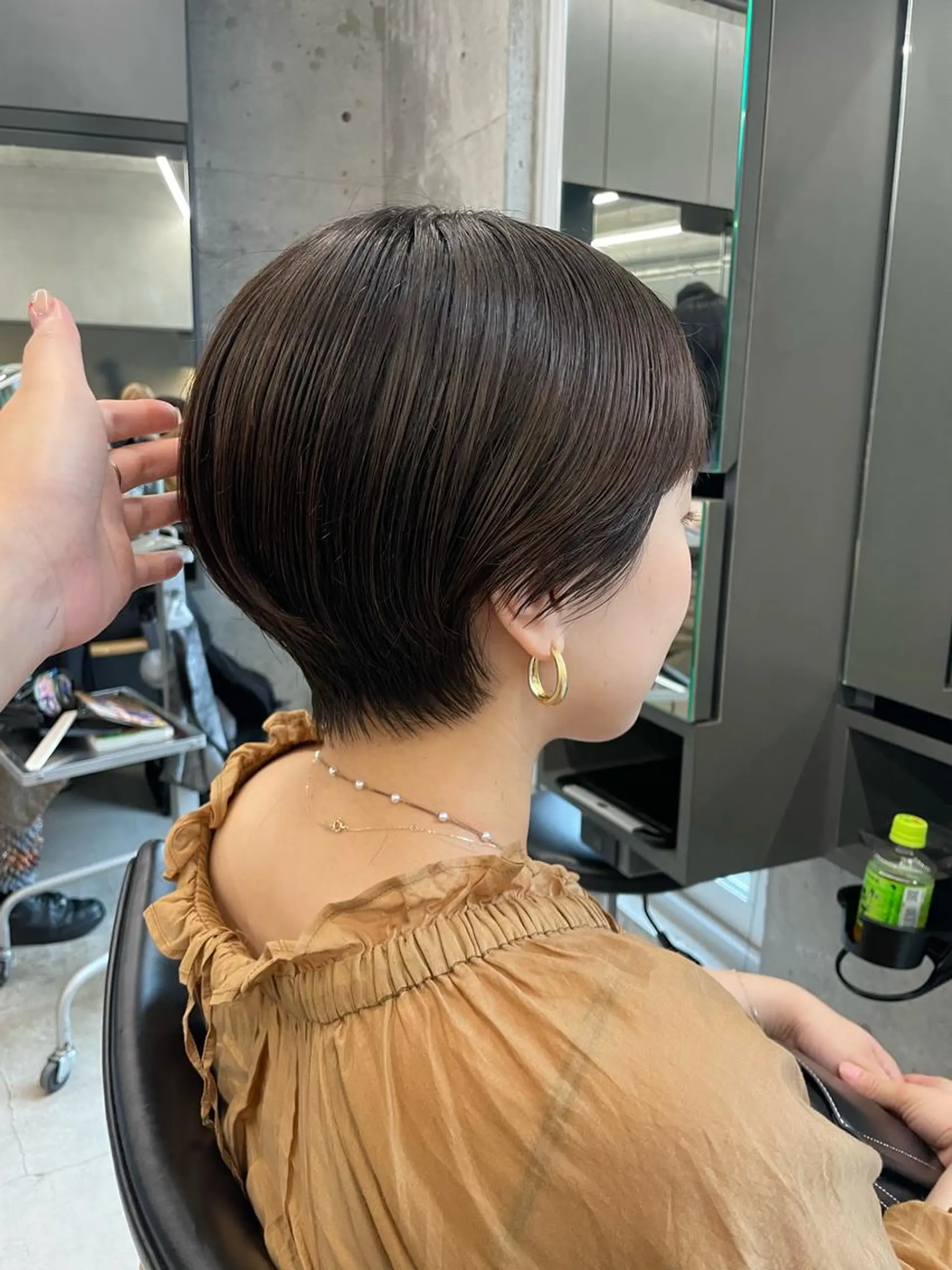 ショート カラー カット 佐伯 和佳のヘアスタイル