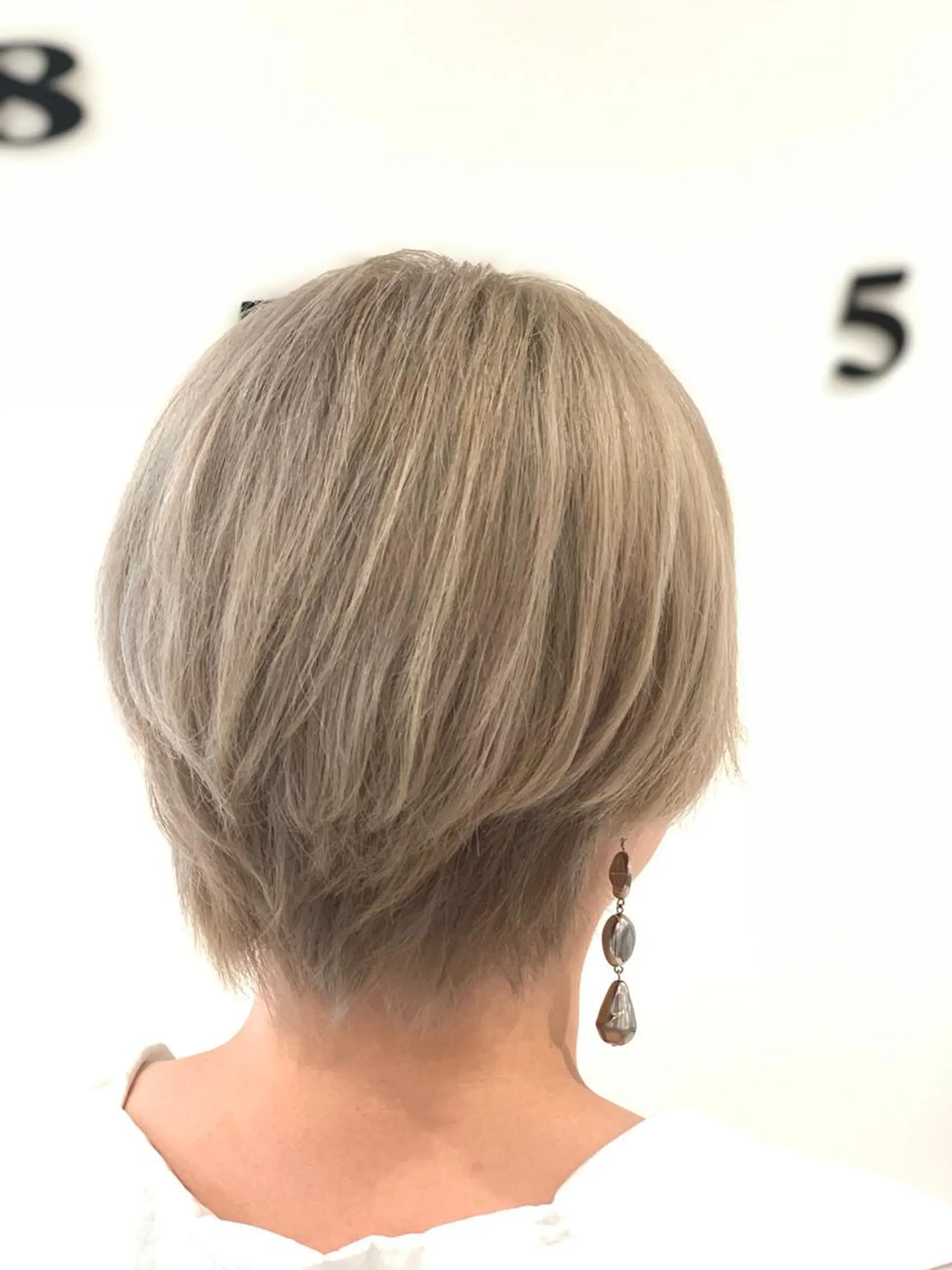 ショート カラー ヘアカラー 松吉 純平のヘアスタイル