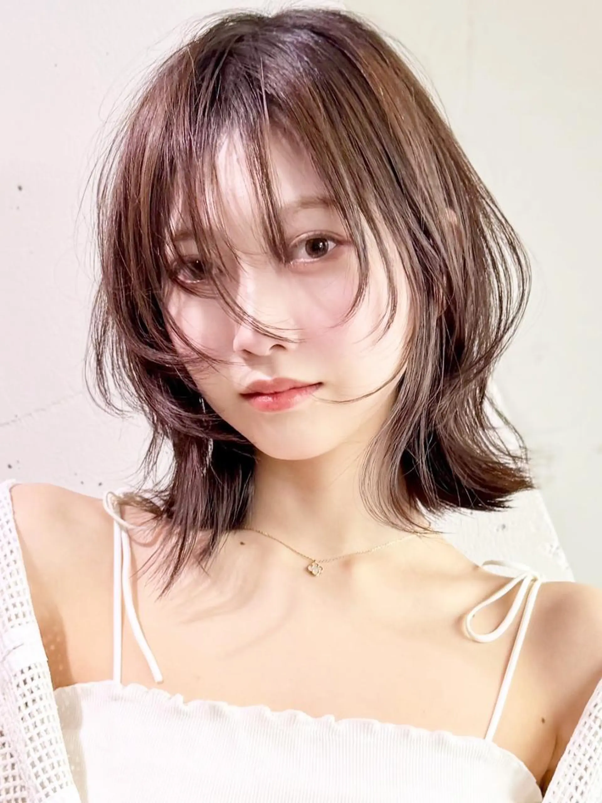 セミロング カラー 顔まわりレイヤー 顔周りカット 韓国風ヘア レイヤーカット おくれ毛 カット ヘアカラー トリートメント ITbyALBUM 下北沢店のヘアスタイル