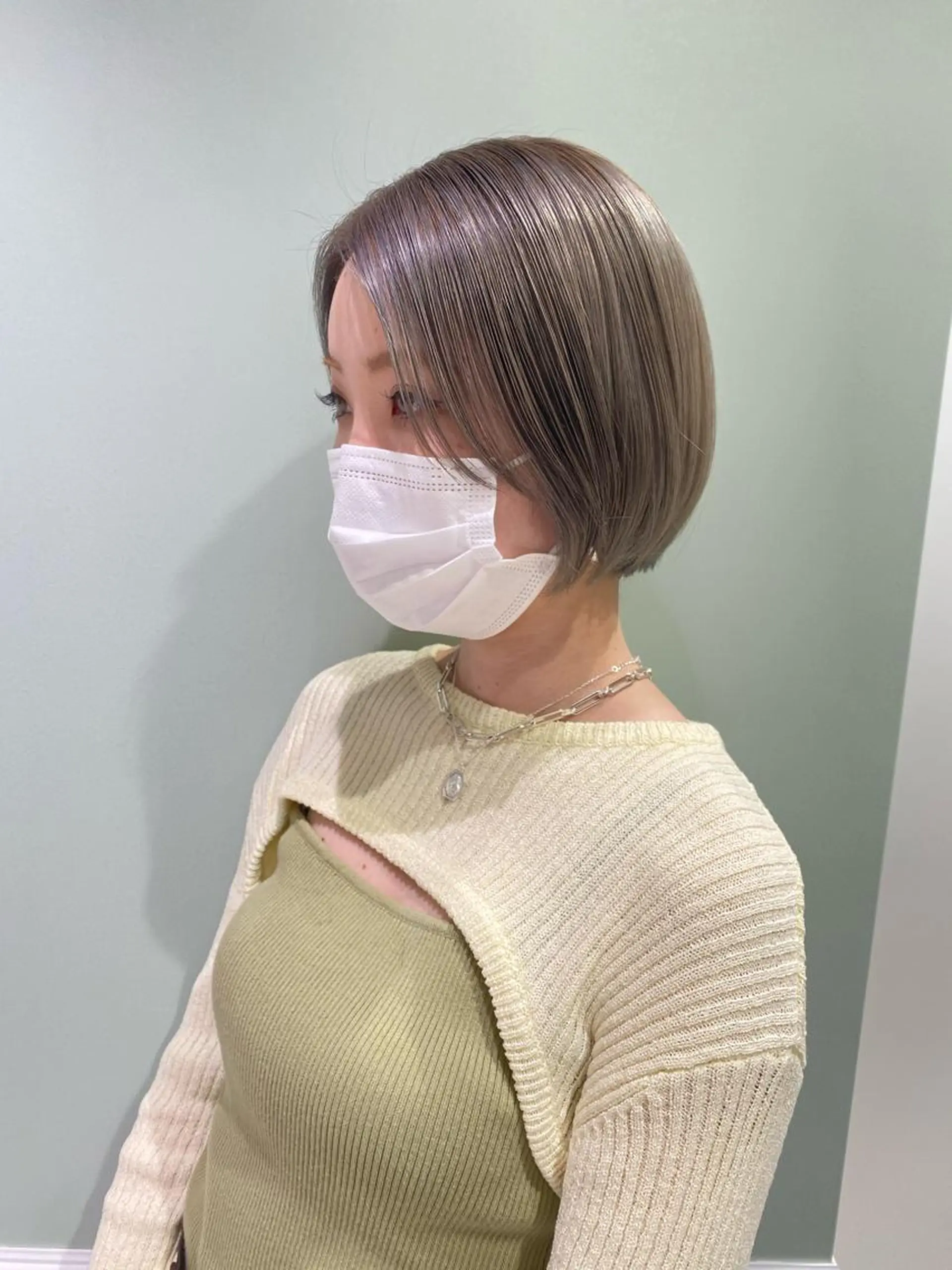 ショート ウルフカット／吉村 桃子のヘアスタイル