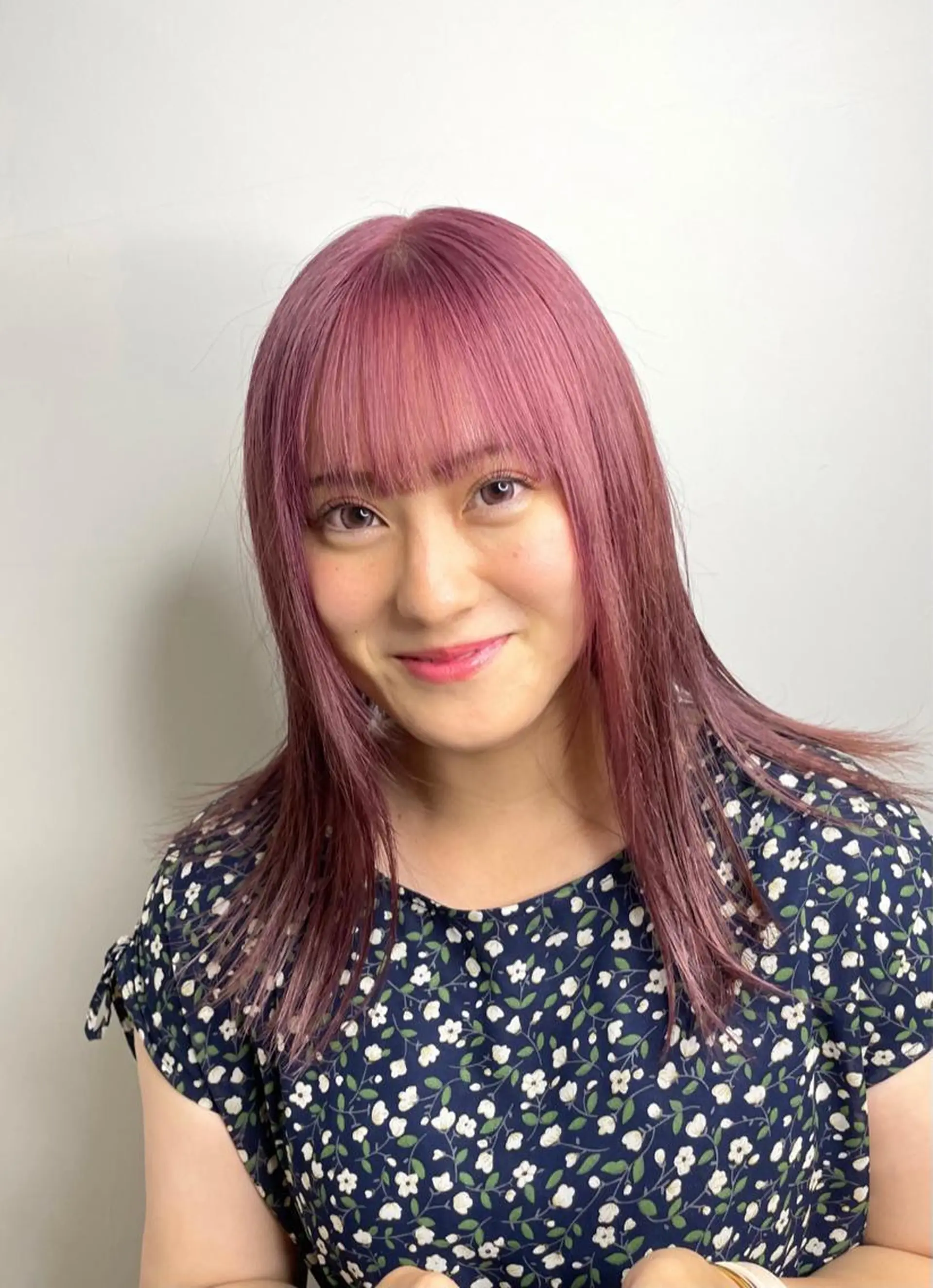 ロング ピンクラベンダー 渋谷 ミモザワークス タニグチヨシユキのヘアスタイル