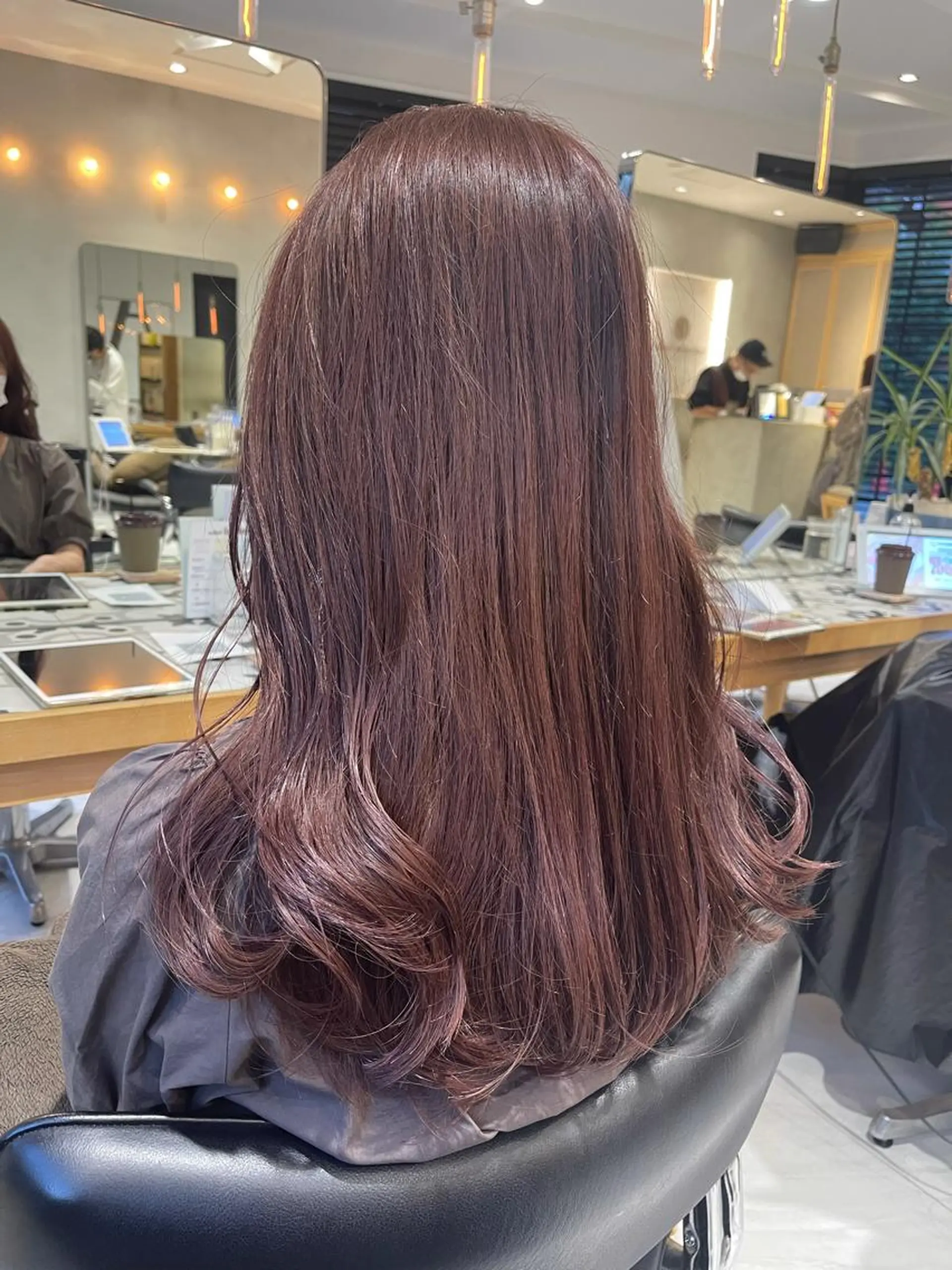 ロング カラー ラベンダーカラー ヘアカラー トリートメント ヘッドスパ ラベンダー/レイヤー カット🤎mamiのヘアスタイル