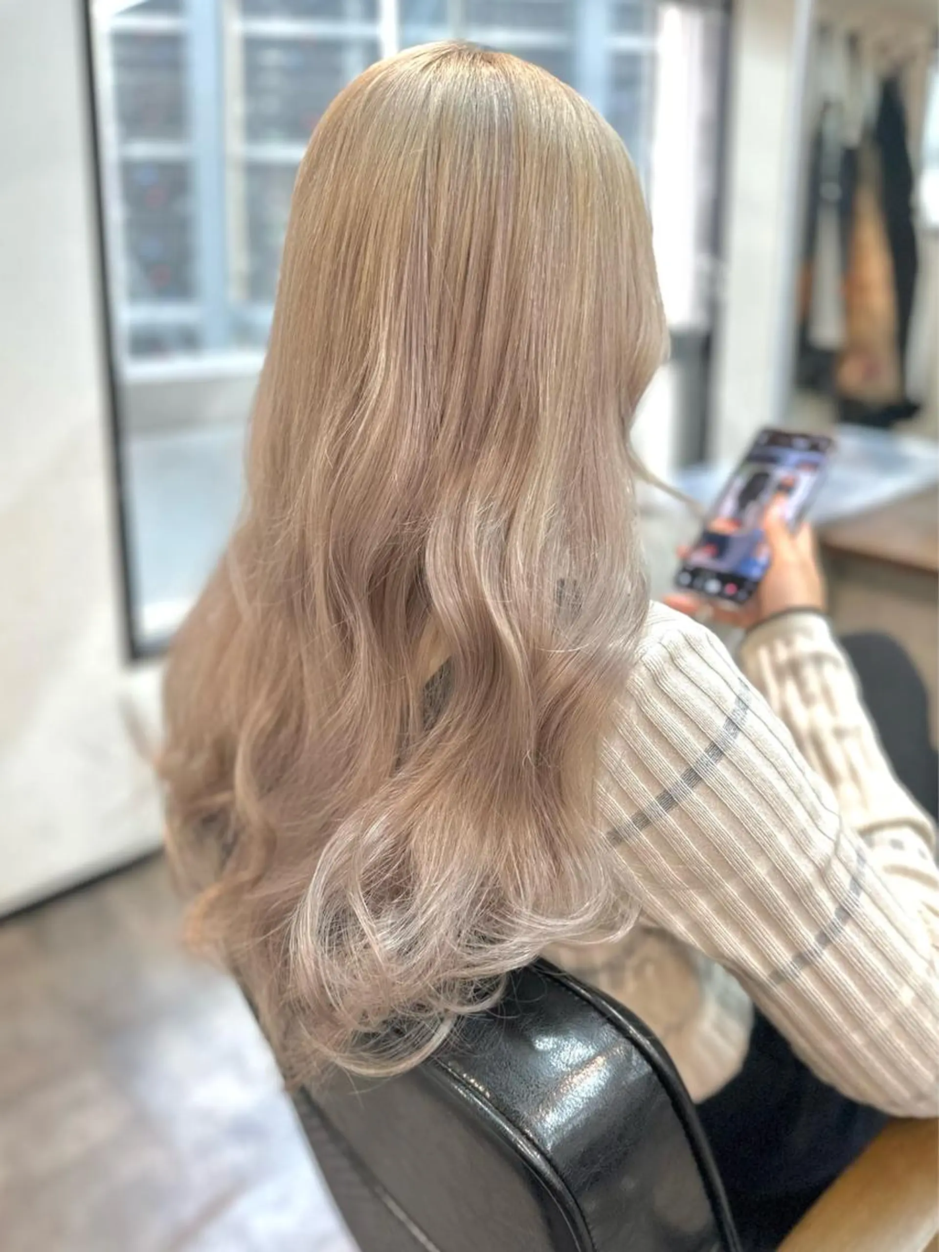 ロング カラー ヘアアレンジ シールエクステ グラデーションカラー エクステ カット エクステ move所属・⭐️エクステ指名 No.1⭐️高頭のヘアスタイル