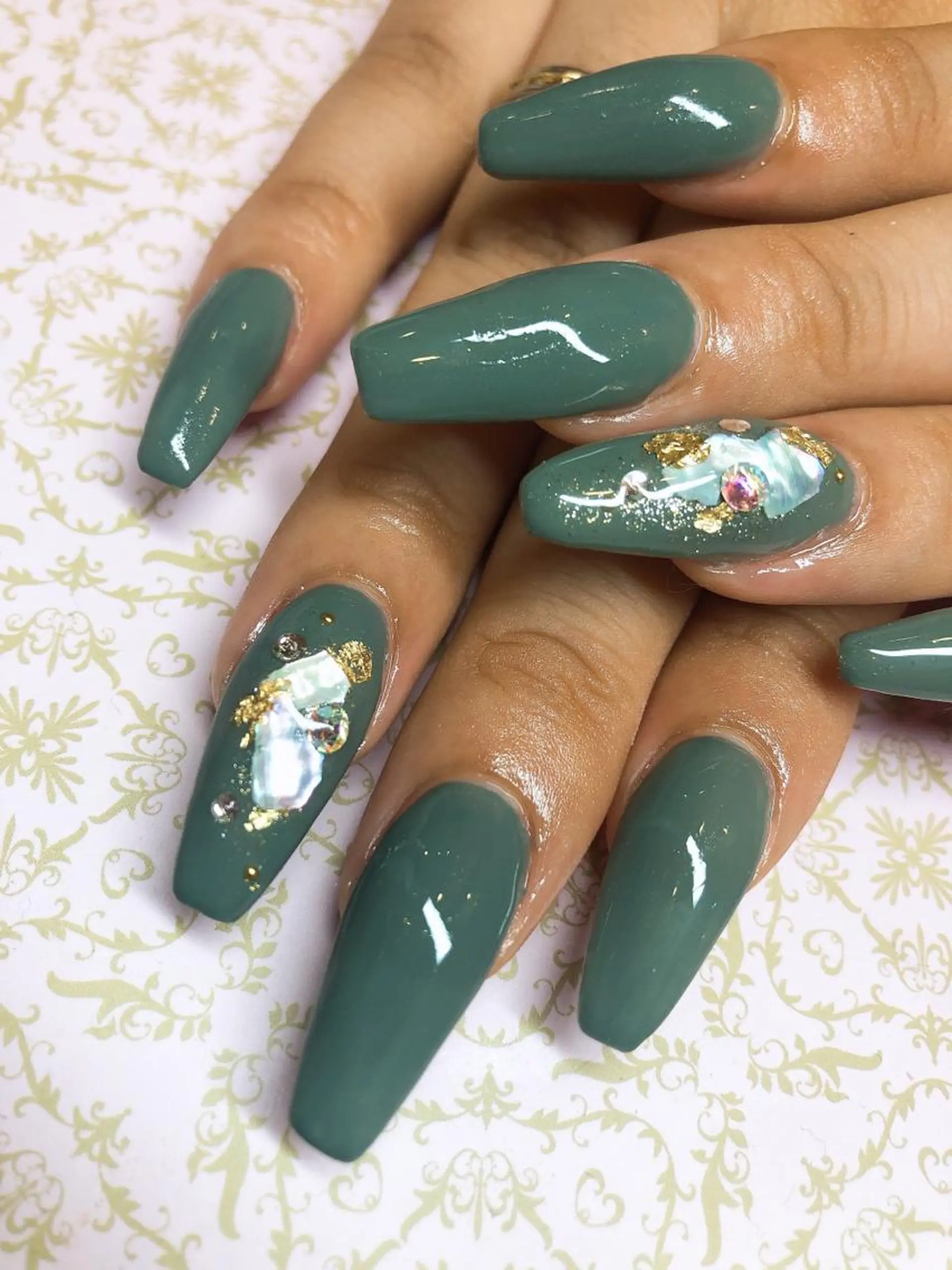 ネイル ハンドネイル Piacere所属・Piacere 絵美のネイルデザイン