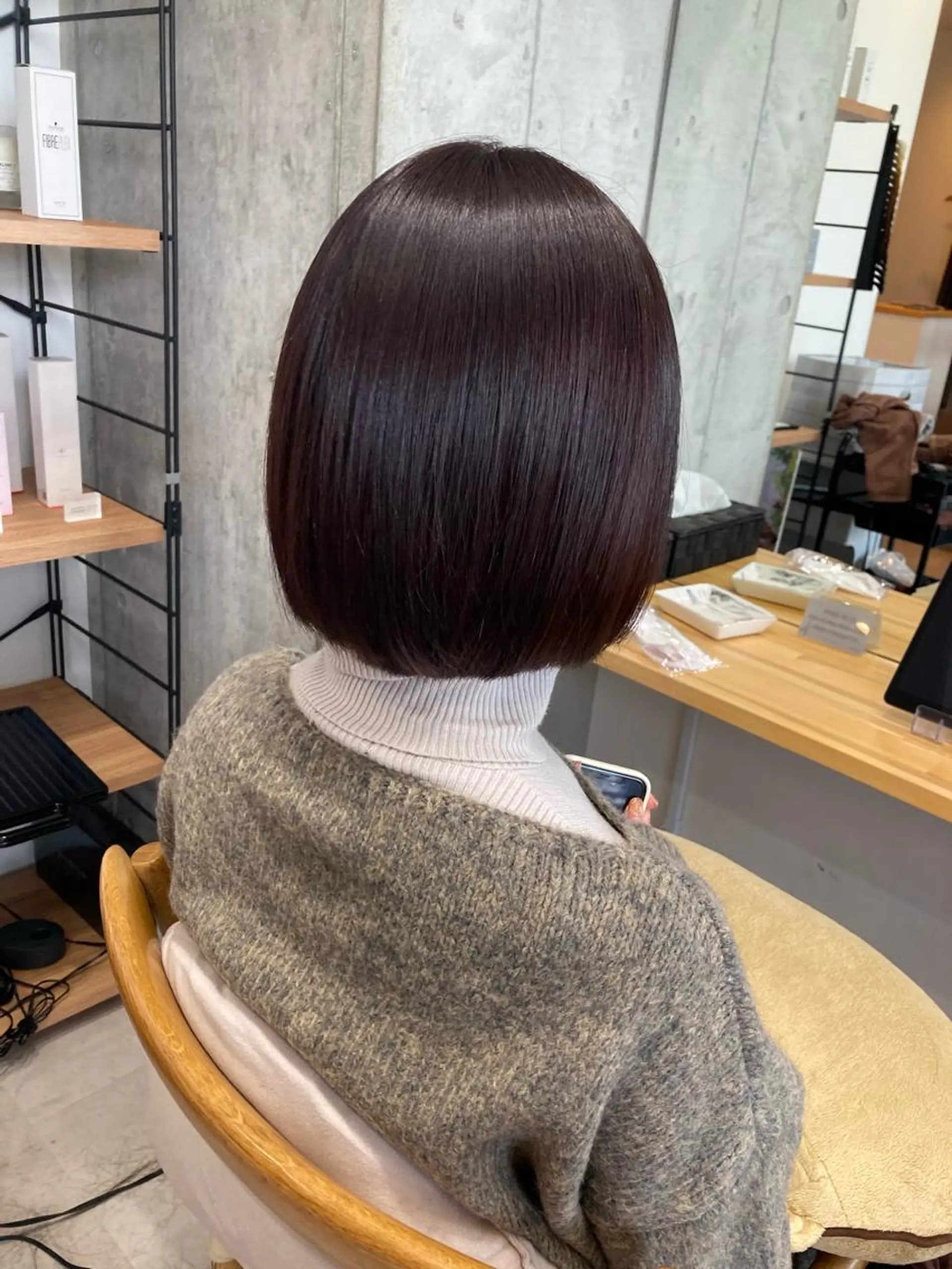 ショート カット ヘアカラー トリートメント ✨色持ちの良い艶 カラー✨蟹江真世のヘアスタイル