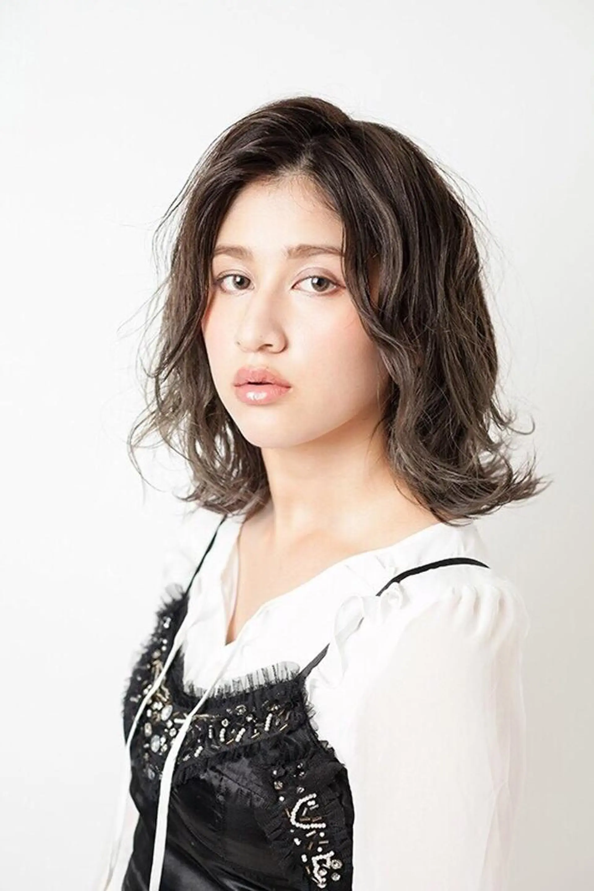 ミディアム カラー パーマ ヘアアレンジ メンズ キッズ ネイル マツエク・マツパ アティリー 西梅田のヘアスタイル