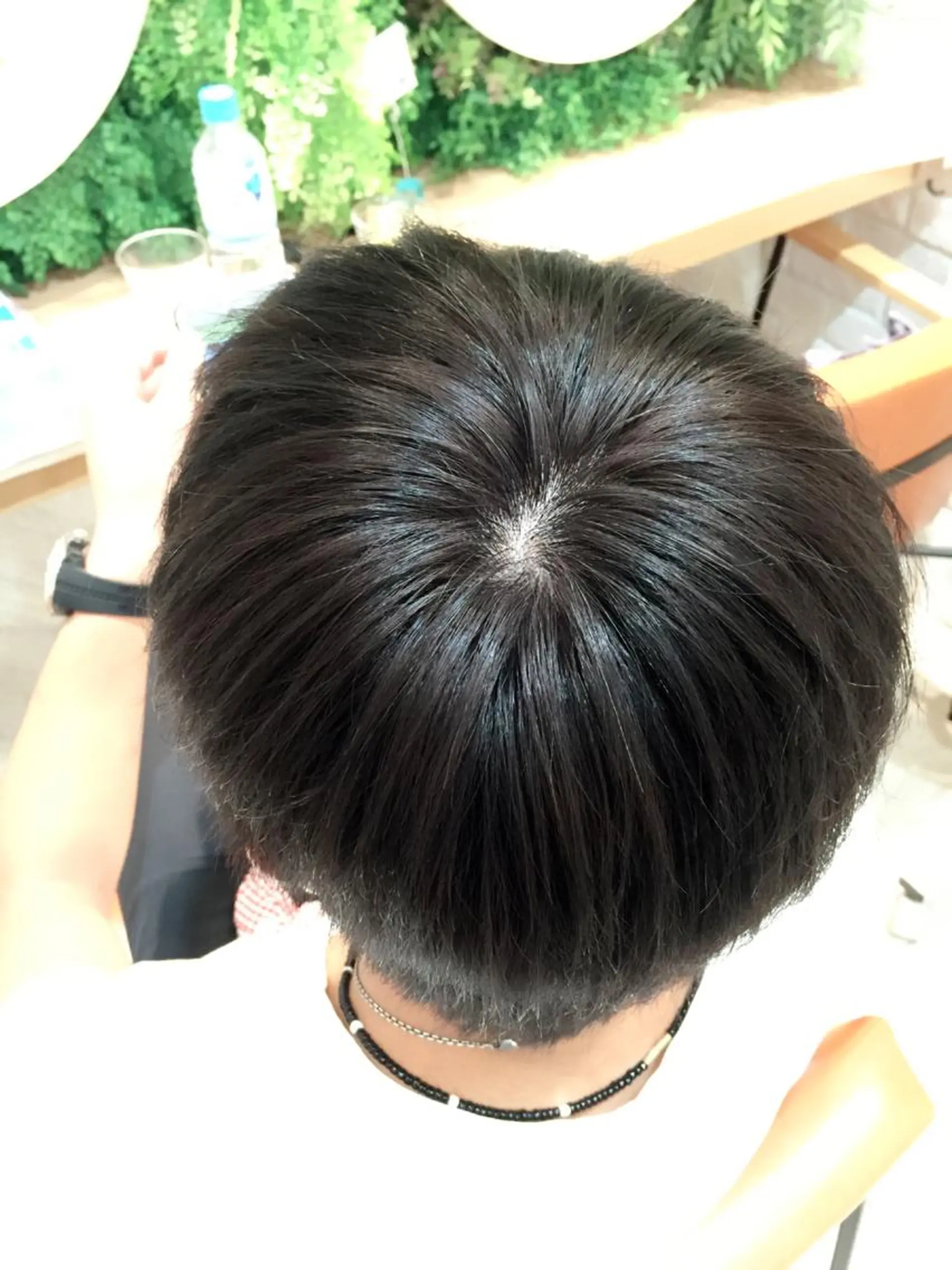 ショート カラー メンズ メンズブリーチ アッシュ ブリーチ 吉岡 三四朗のヘアスタイル