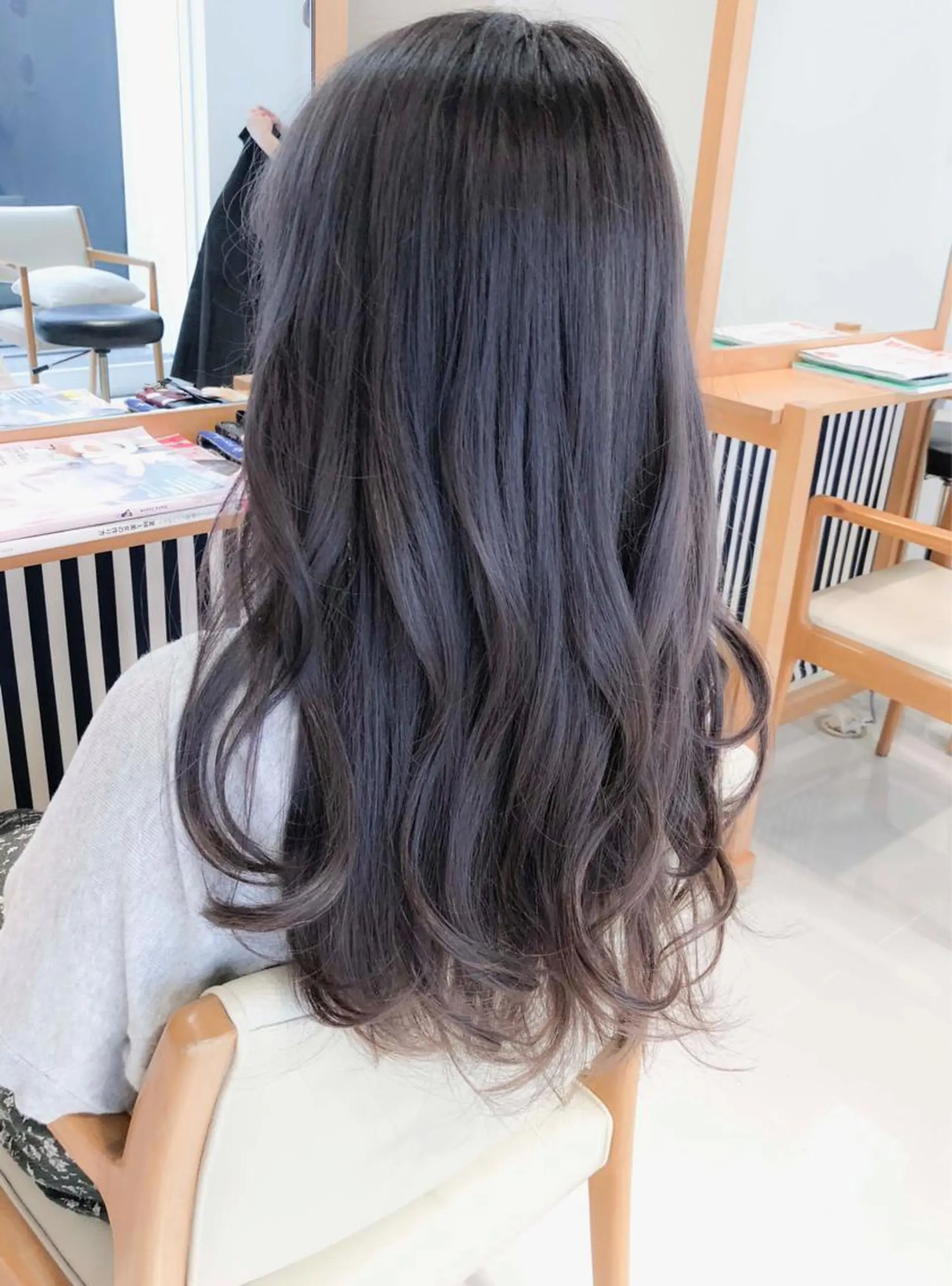 ロング カラー Days 透明感カラーのヘアスタイル