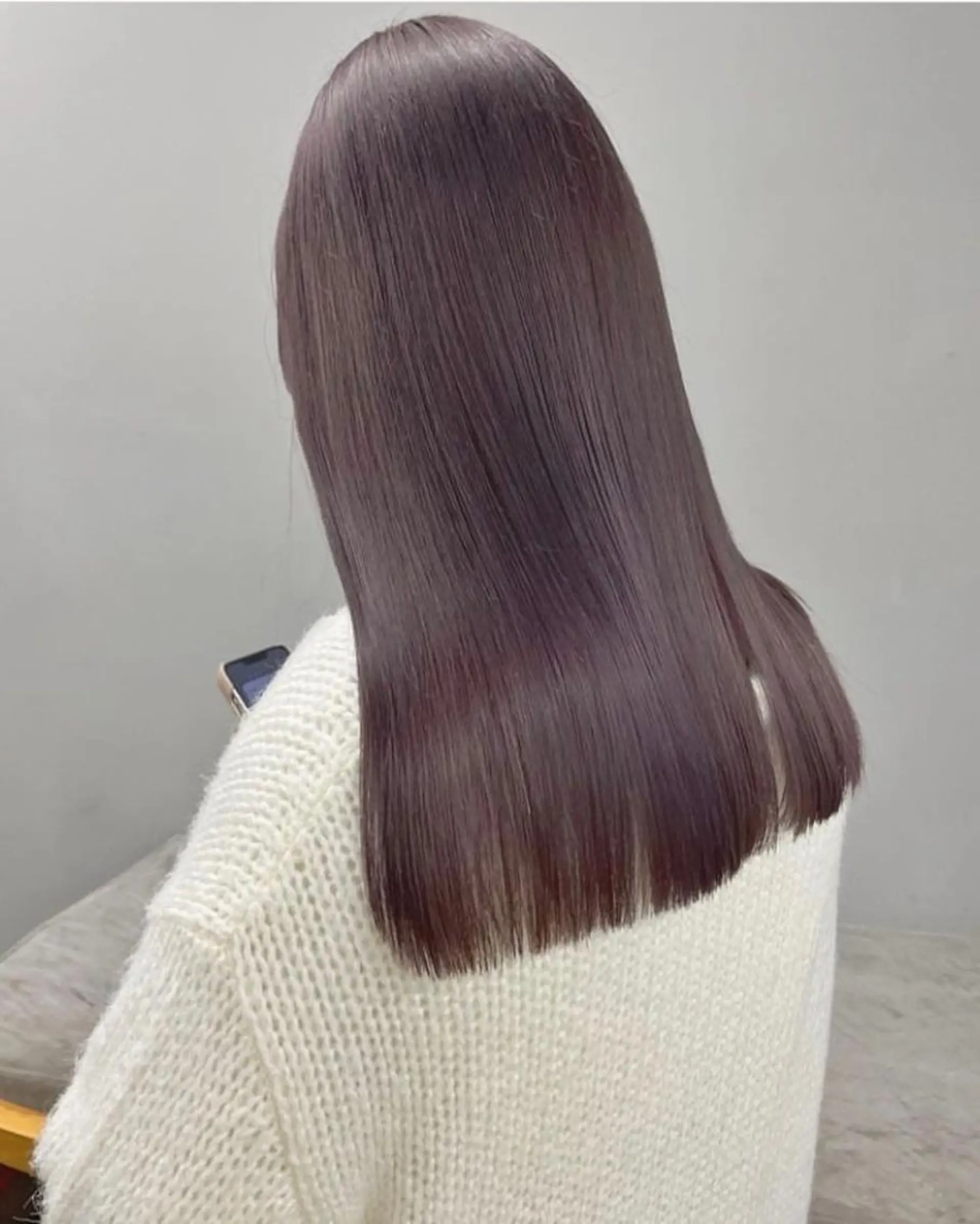 ロング カラー ベージュカラー ブリーチ パープルカラー サキ🤍ハイトーン 🩰くびれ巻きヘアのヘアスタイル