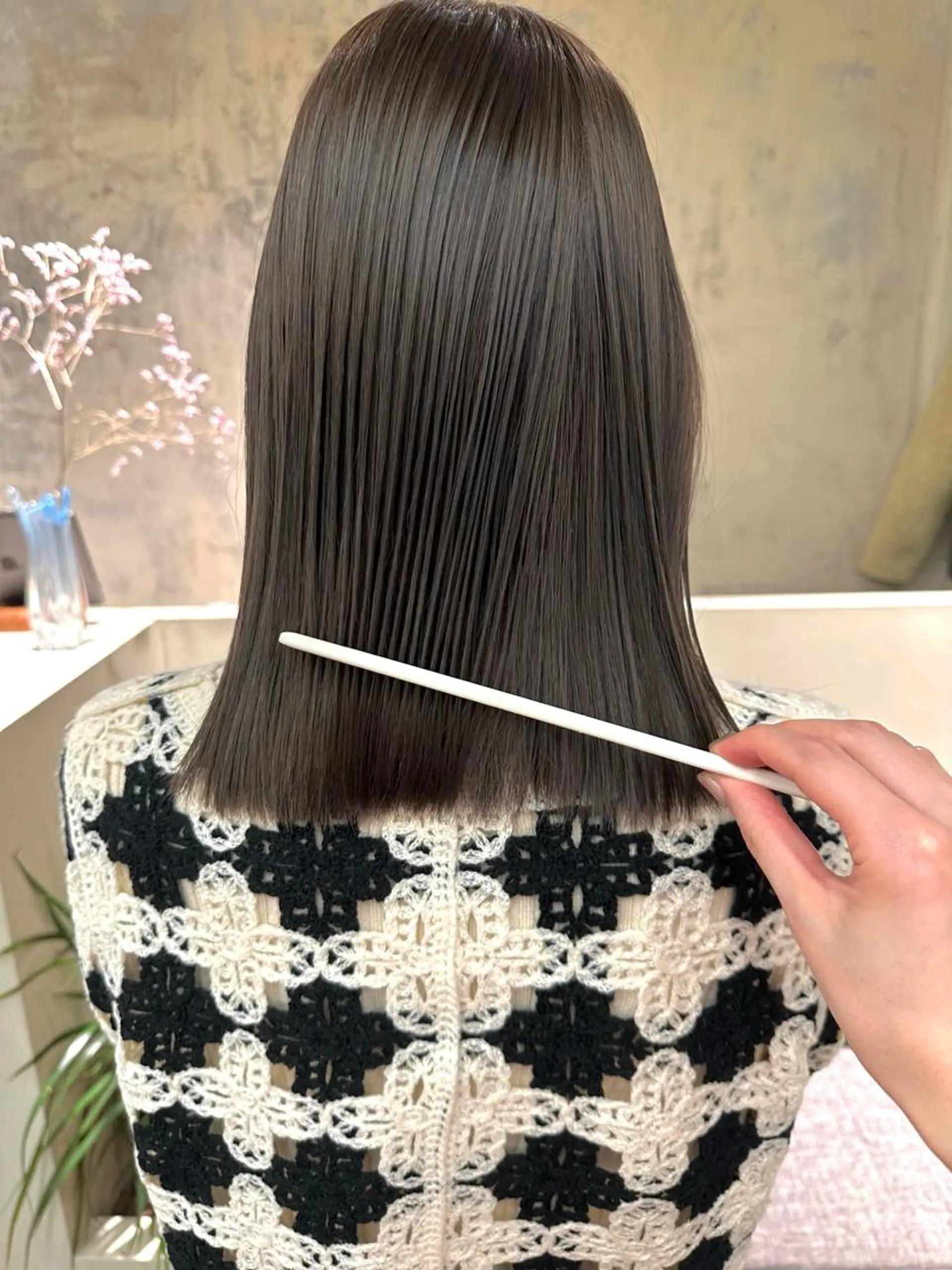 ミディアム カラー グレージュ yupi🐈⬛ レイヤー/パーマのヘアスタイル