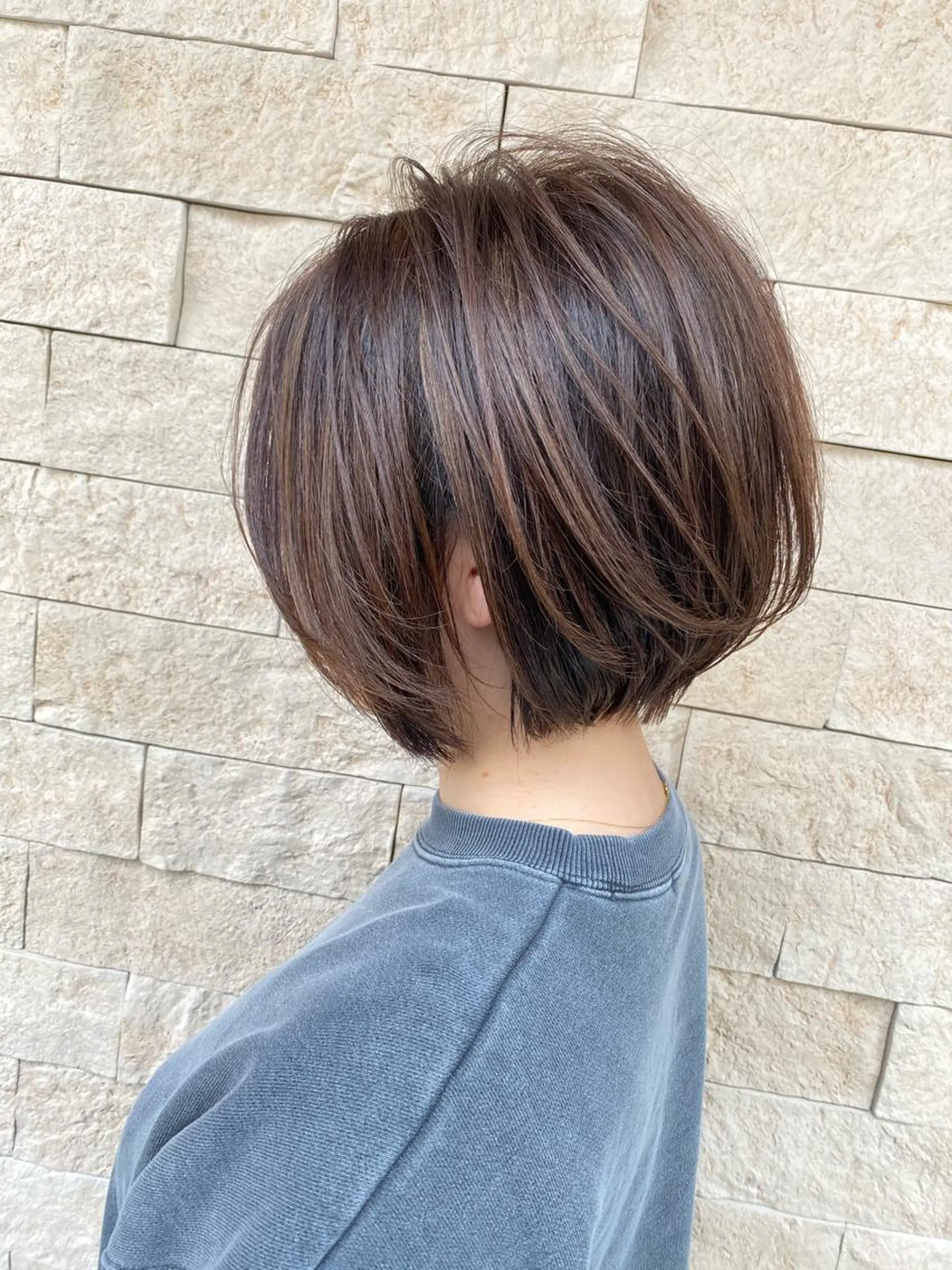 ショート カラー アッシュ バレイヤージュ ベージュカラー ブリーチ グラデーションカラー カット 縮毛矯正 RIENSリエンス ✂️木村康二✂️のヘアスタイル